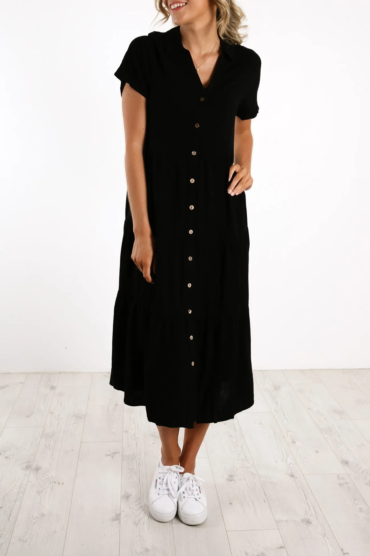 Comfortable outdoor wear Little Paradise Midi Dress Black