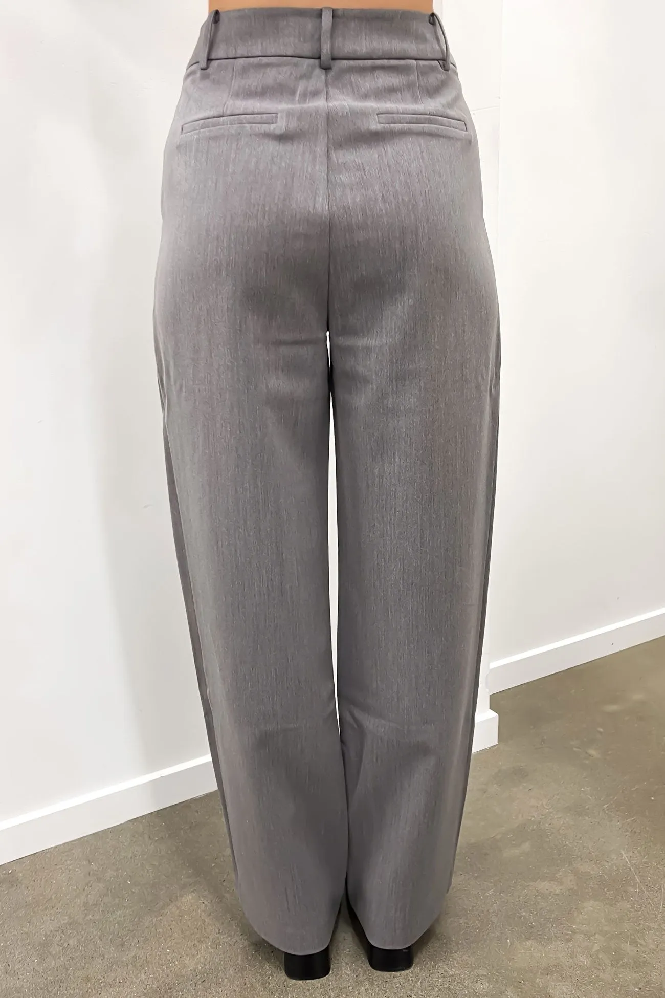 Lottie Pant Charcoal Minimal Edge