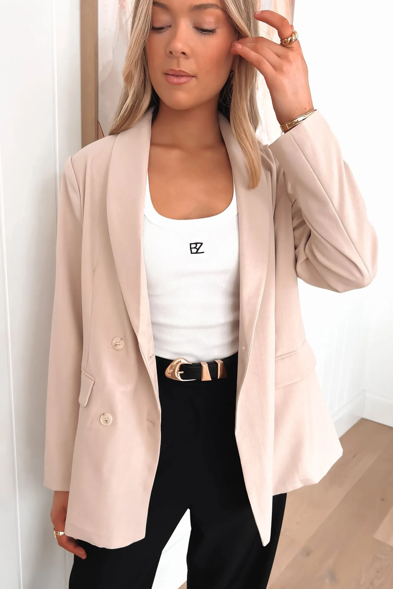 Lucas Blazer Beige Non Slip Collar Seam Sealed Technology