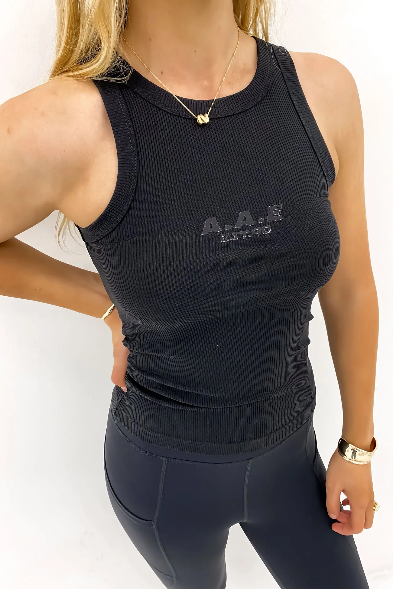 Luxe Active Tank Black Layered construction Border - protection - worthy