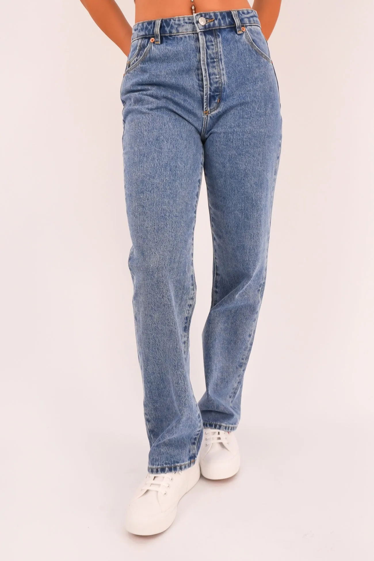 Colorfast Denim Sunny Vibes Weekend Style Traveler Gear 90s Relaxed Jean River Blue