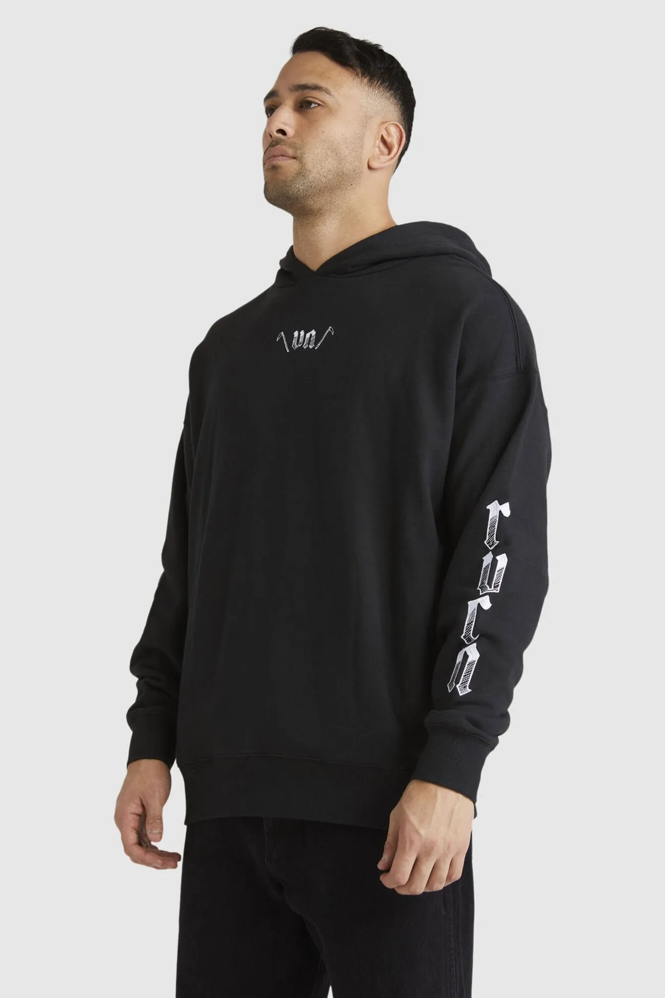 Everyday Fit Style Subtle Texture Lynes VA Hoodie Black