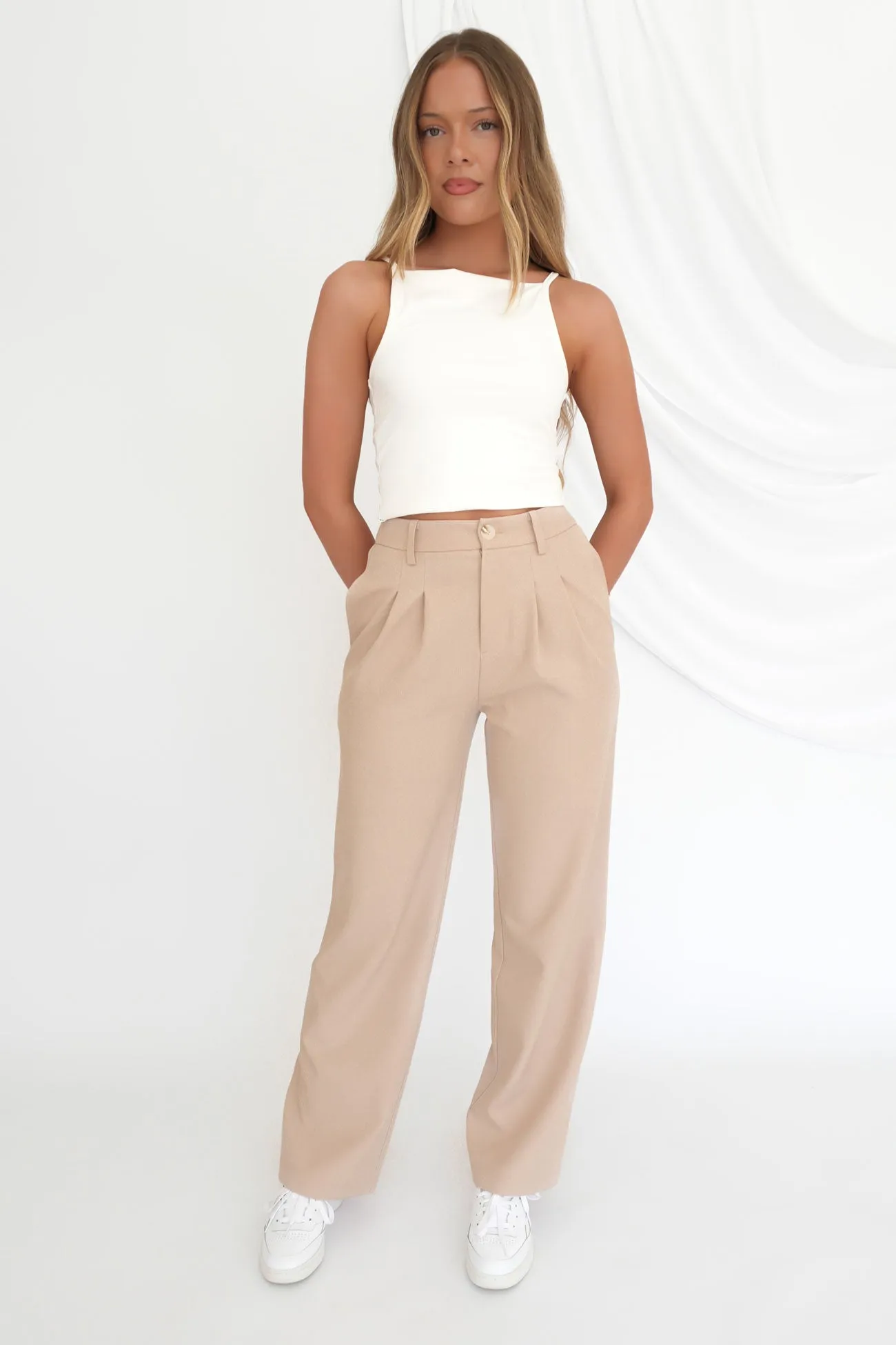 Move Easy Multi Panel Construction Maddox Pant Oat