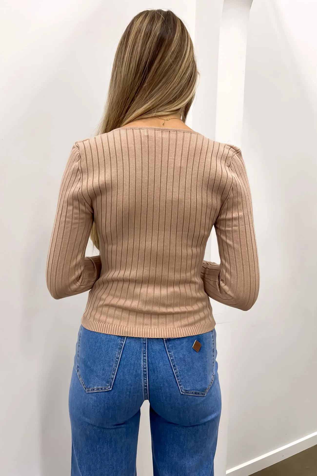Malo Knit Long Sleeve Latte Yoga enthusiast