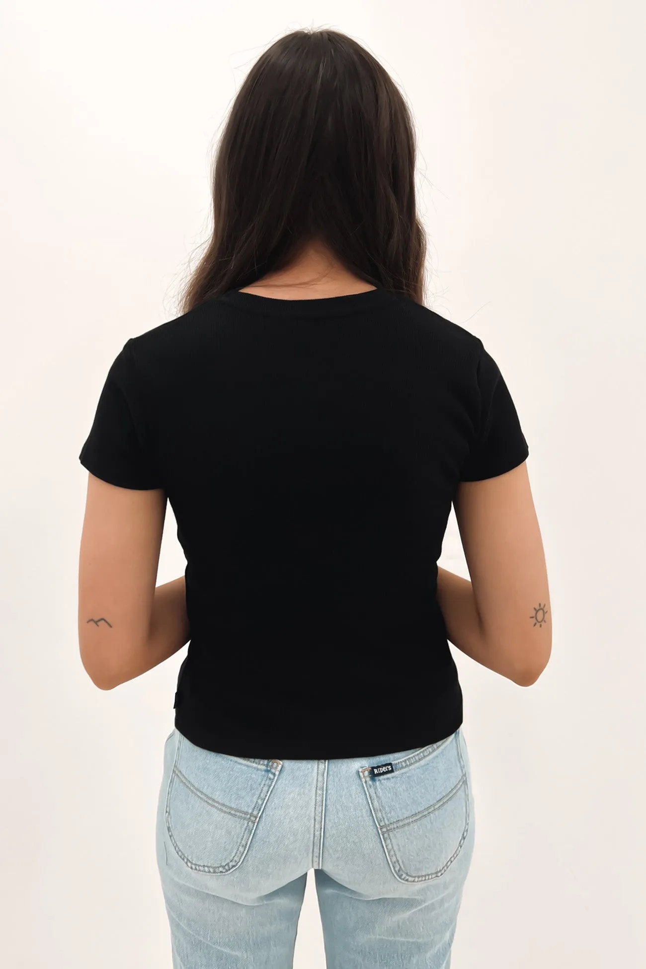 Chilly Style Skin Friendly Lining Margo Tee Black