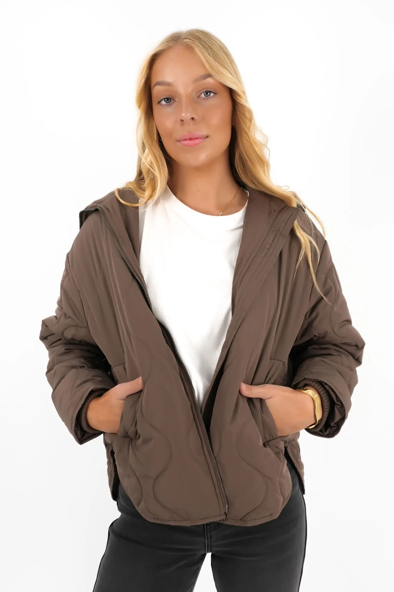 Mellow Quilted Jacket Chocolate DoubleLayered Collar
