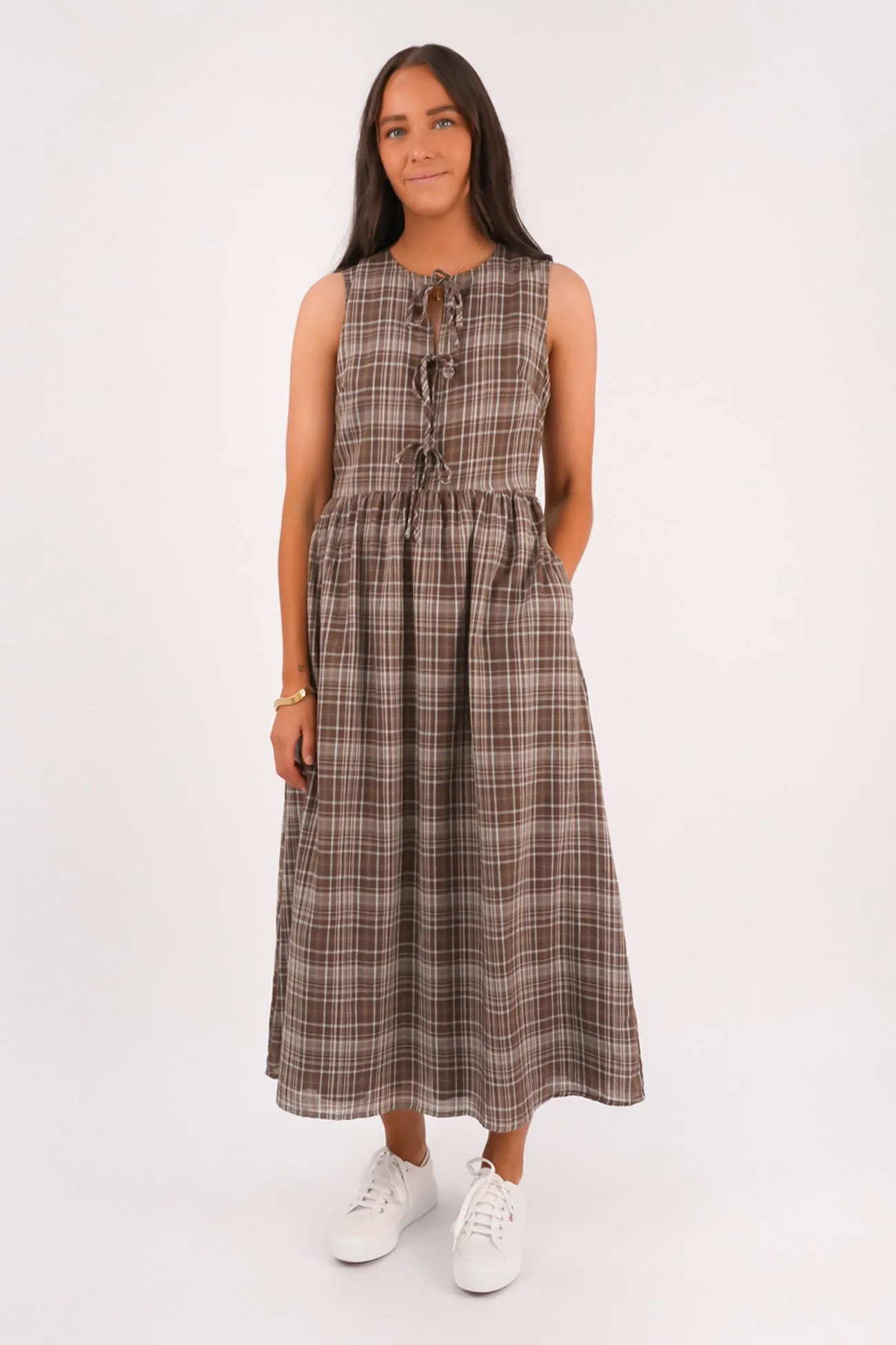 Memphis Maxi Dress Brown Check Street Mood Smooth Detail