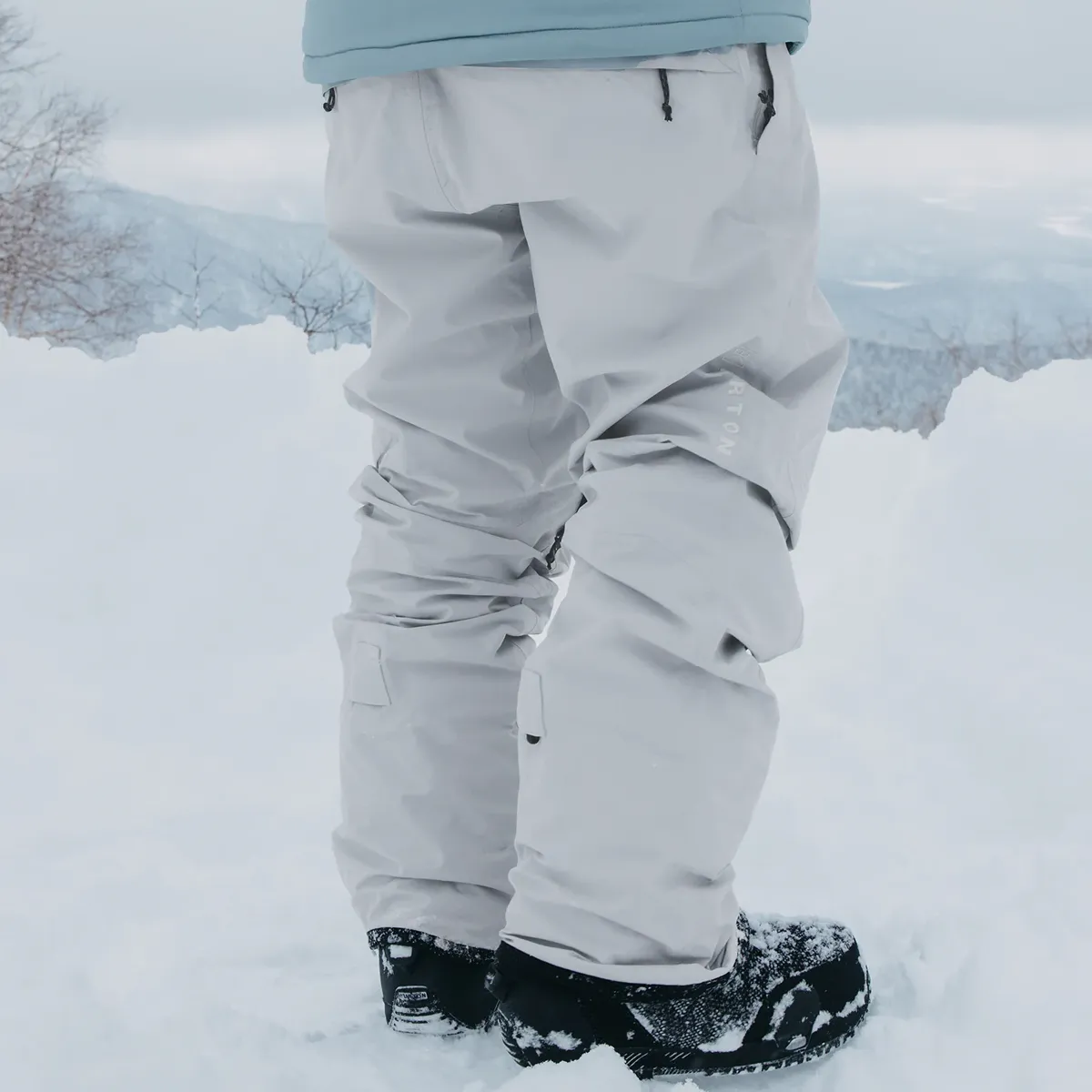 Sturdy Build Insulating Men's AK Gore-Tex Cyclic Pant Frayed hem