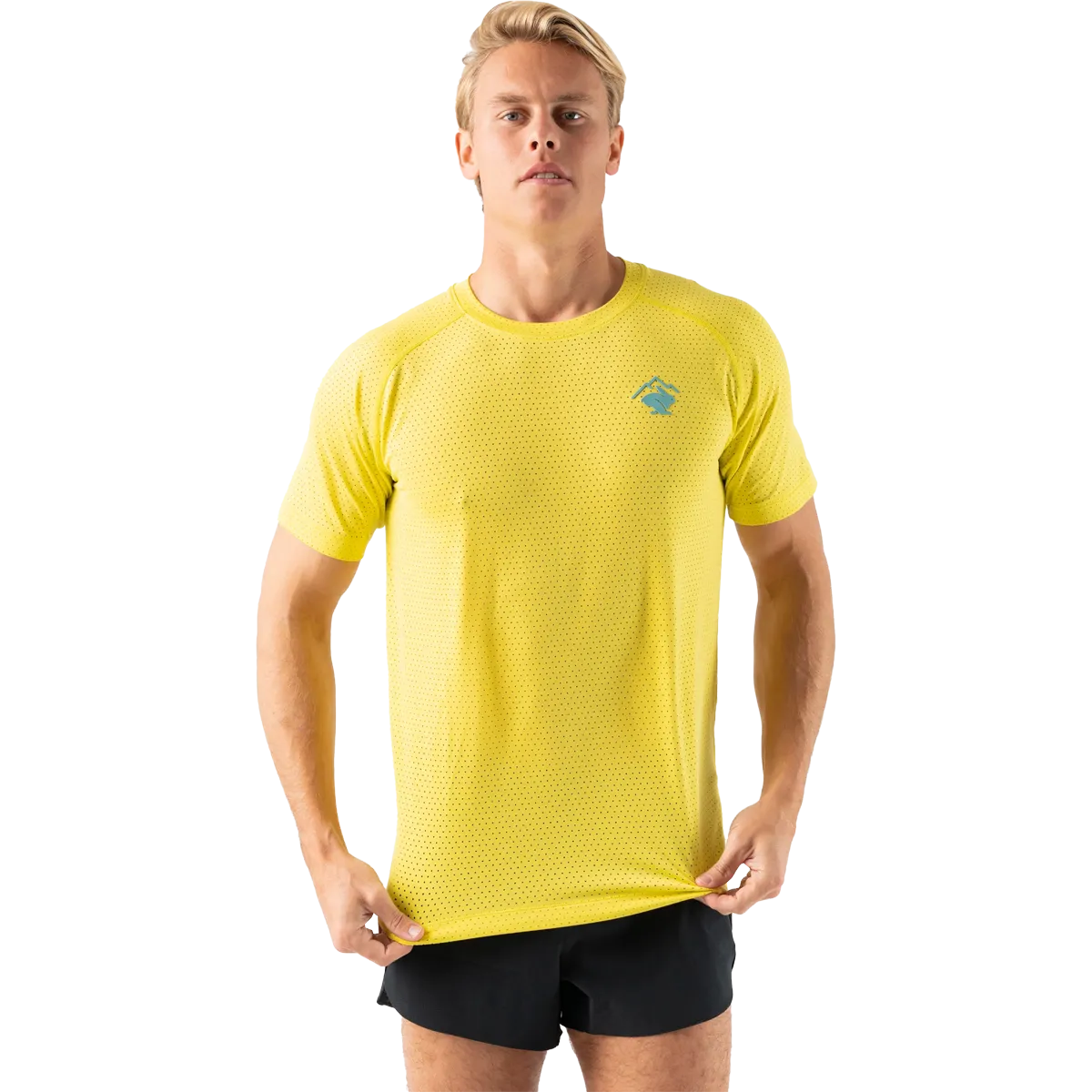 Men's EZ Tee Perf Short Sleeve Trail EasyCareFinish Effortless Fit