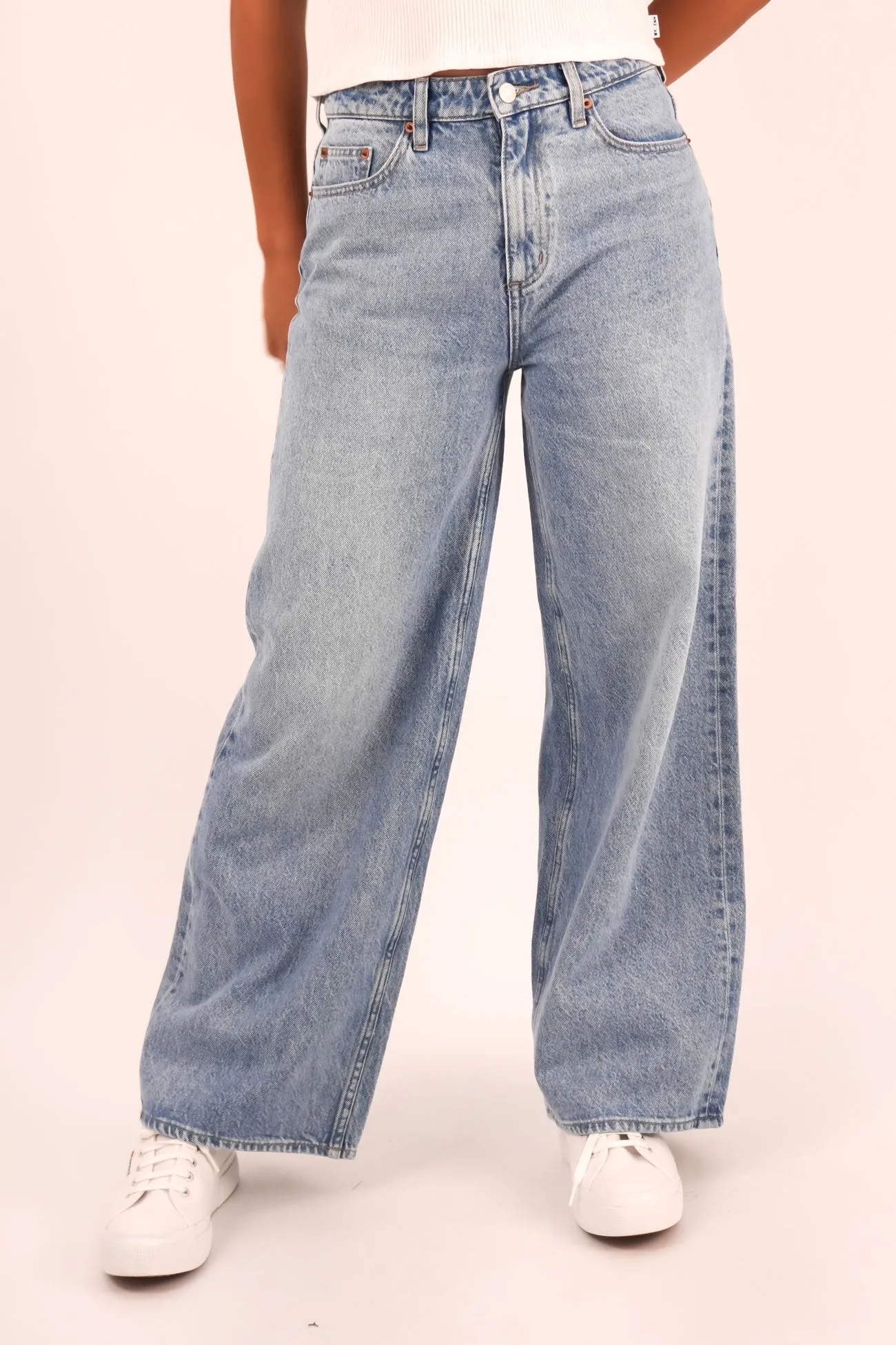 Creative Look Work Ready Lightweight Traveler Gear Nature Lover Night Out Mid Slouch Jean Downtown Fade Petite