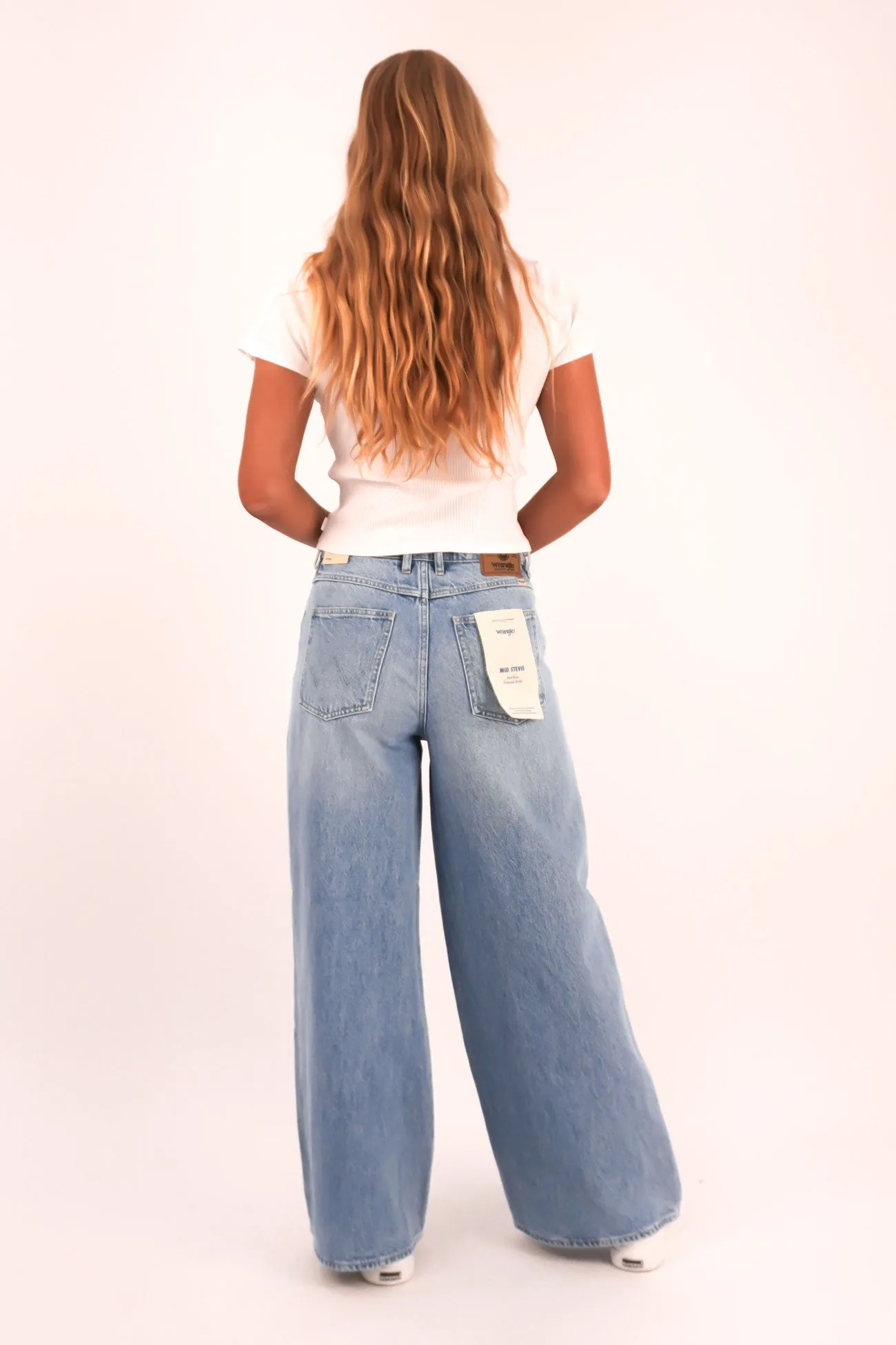 Low Maintenance Denim Daytime Look Mid Stevie Jean Blue Velvet Petite