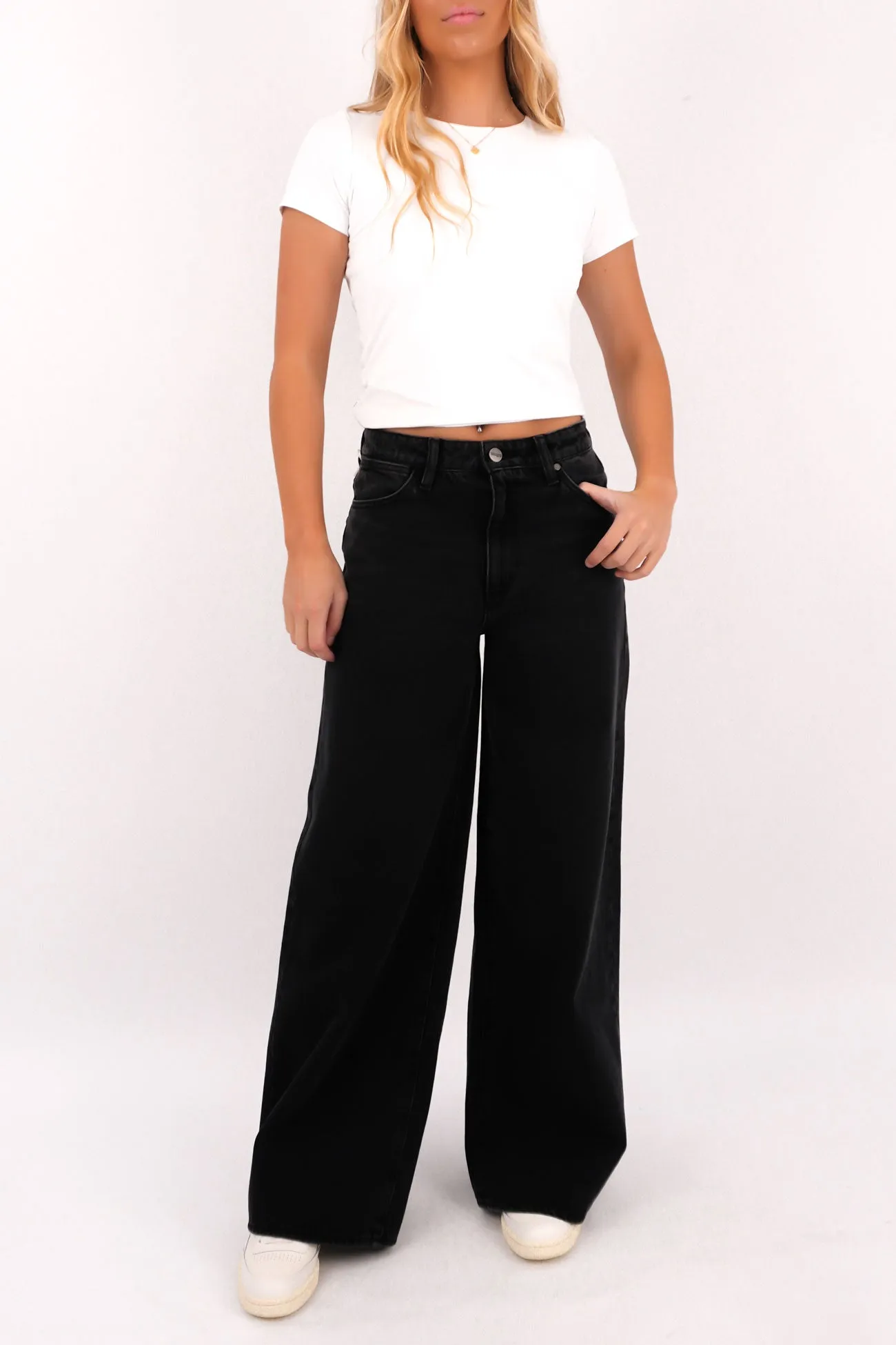 Sharp Vibe Mid Stevie Jean Nightwatch Black