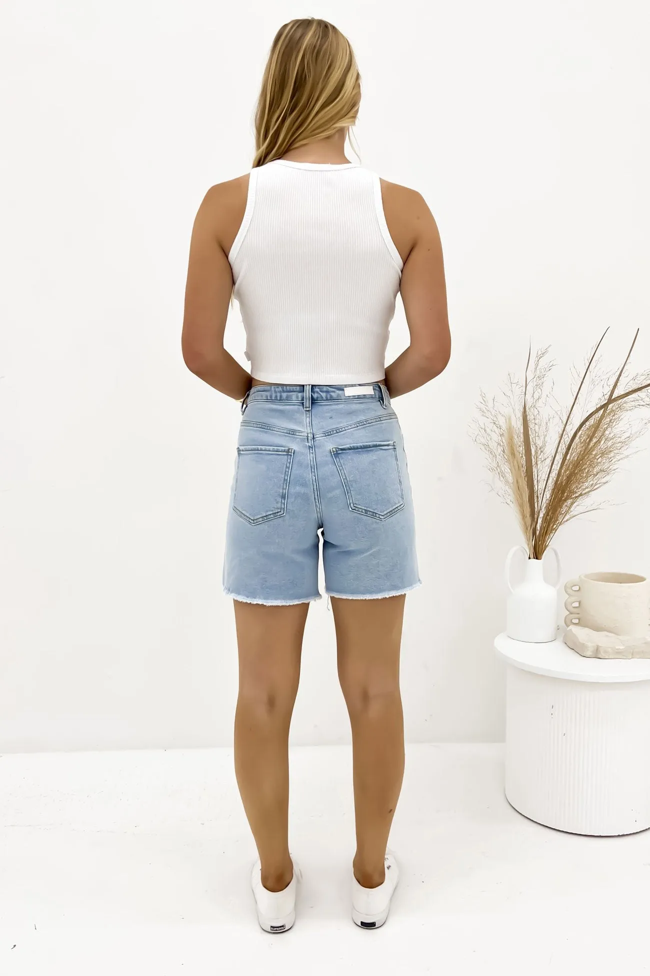 Millie Short Light Blue TemperatureRegulating