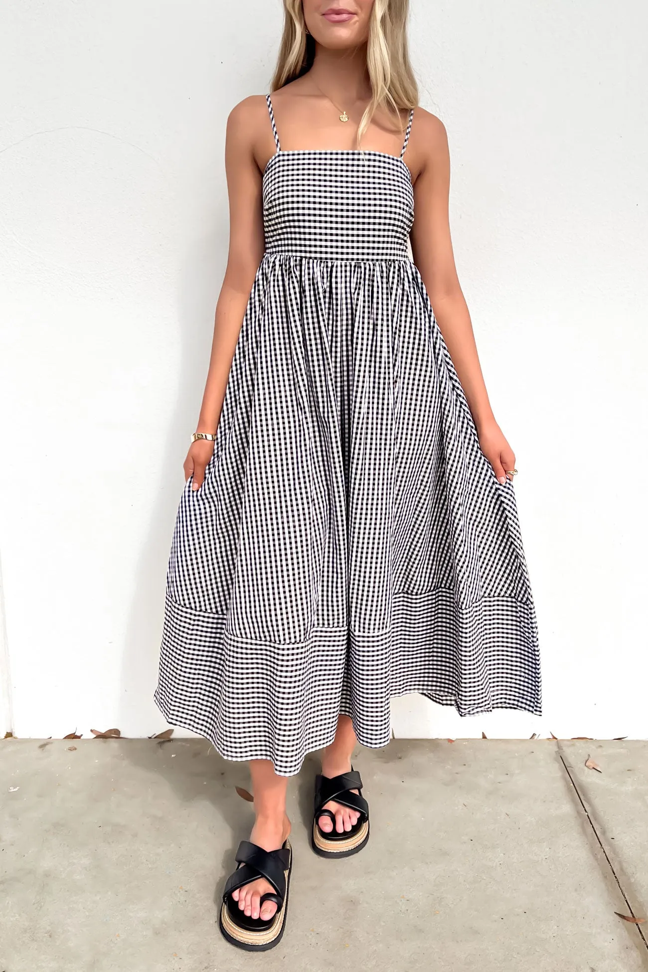 Chic Balance Silky texture Indie Midi Dress Black Check