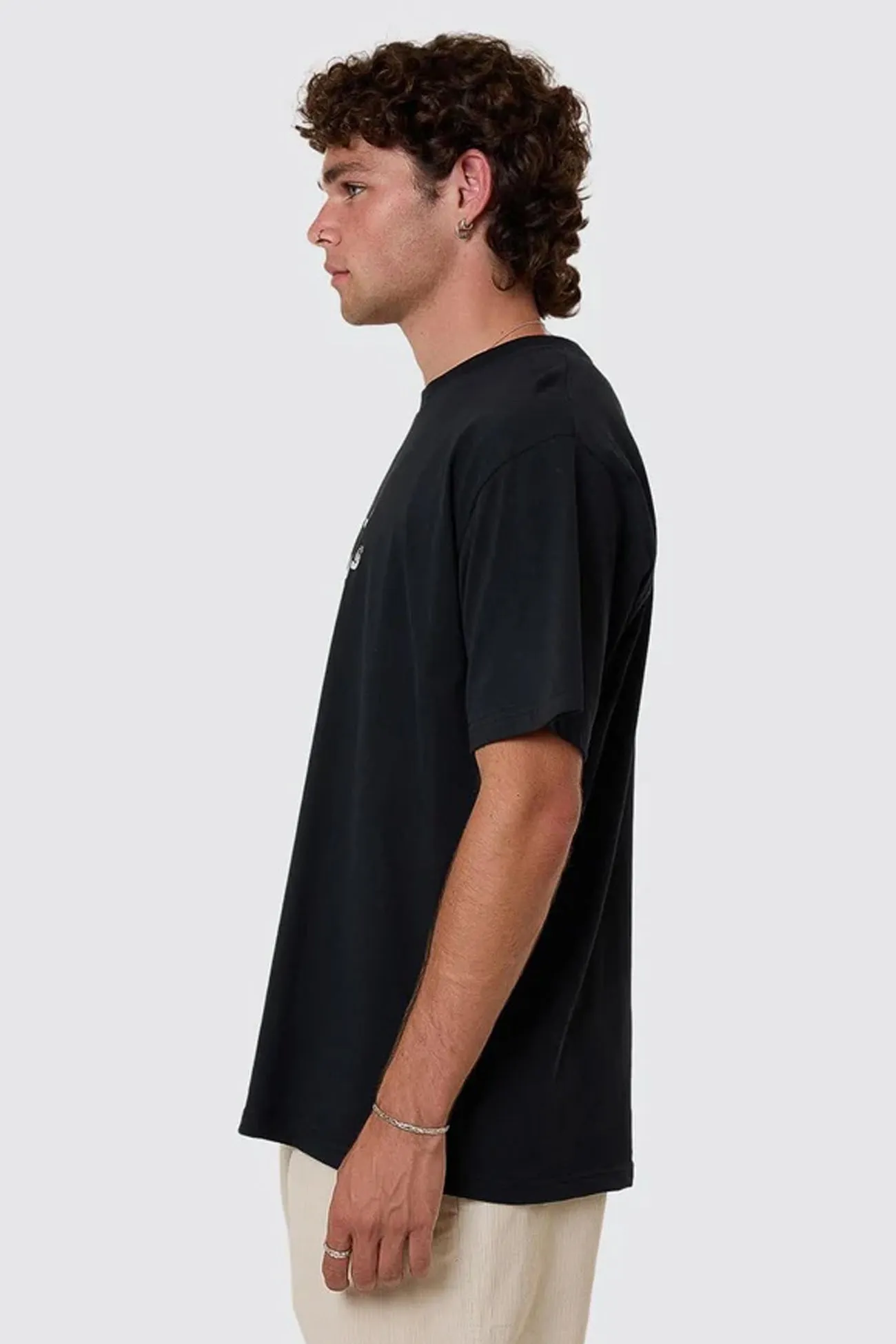 Paradise Before Anarchy Merch Fit Tee Washed Black Breathable Design Beach relaxation