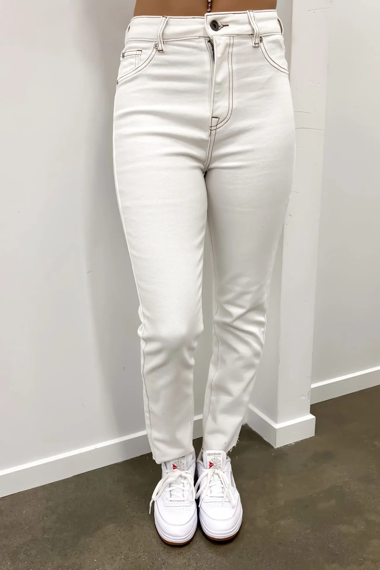 Modern Appeal Anti Slip Belt Loops Monica Mom Comfort Jean Vintage White