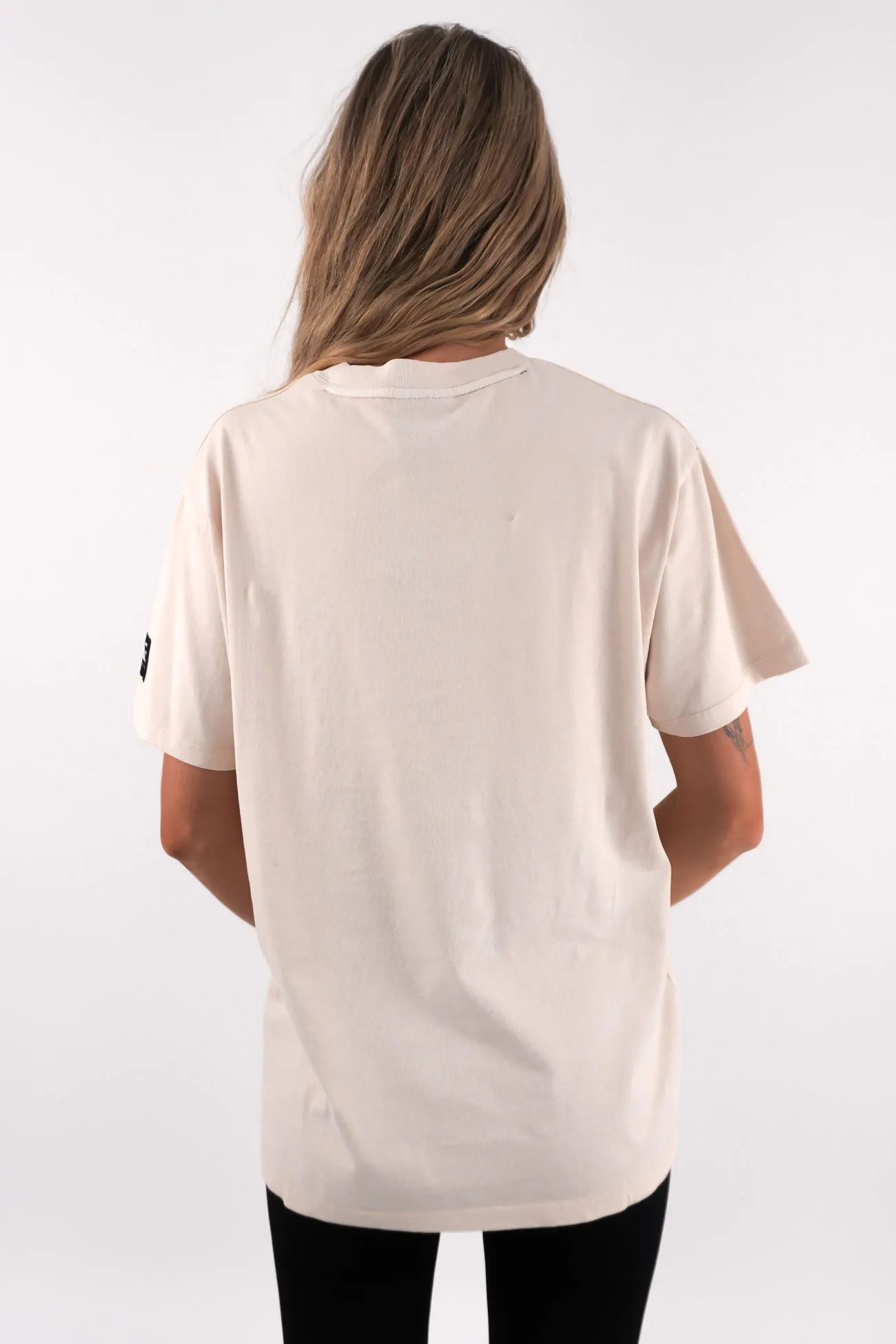 Monogram Relaxed Tee Vanilla Functional Style