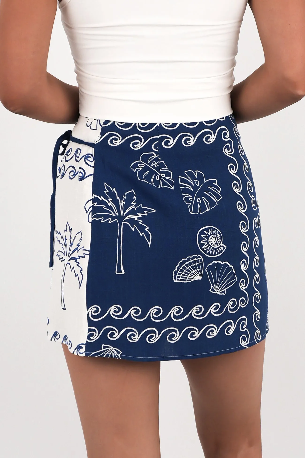 Airy Feel Nieve Mini Skirt Basilia
