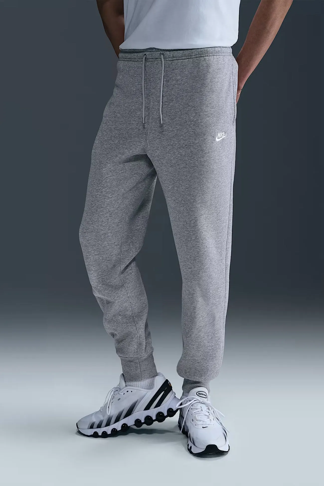 Nike Club BB Jogger Dark Grey Heather Light Smoke Grey White Soft Brush Lining