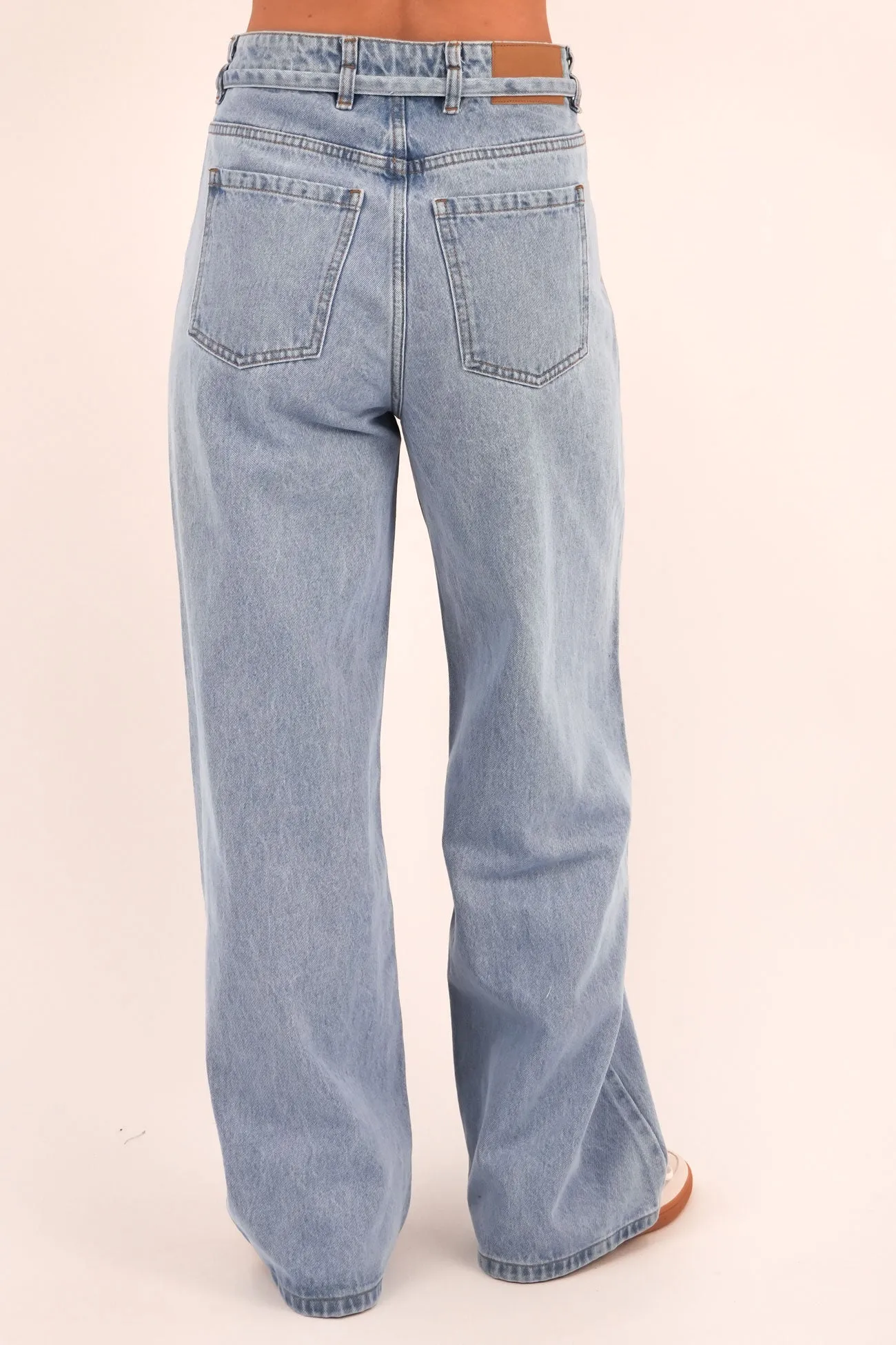 Light Layers Daily Outfit Gia High Rise Baggy Jean Light Blue