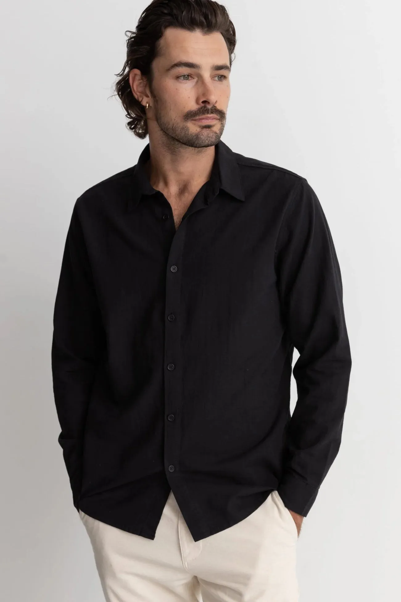 Tailored Silhouette Classic Linen Long Sleeve Shirt Black