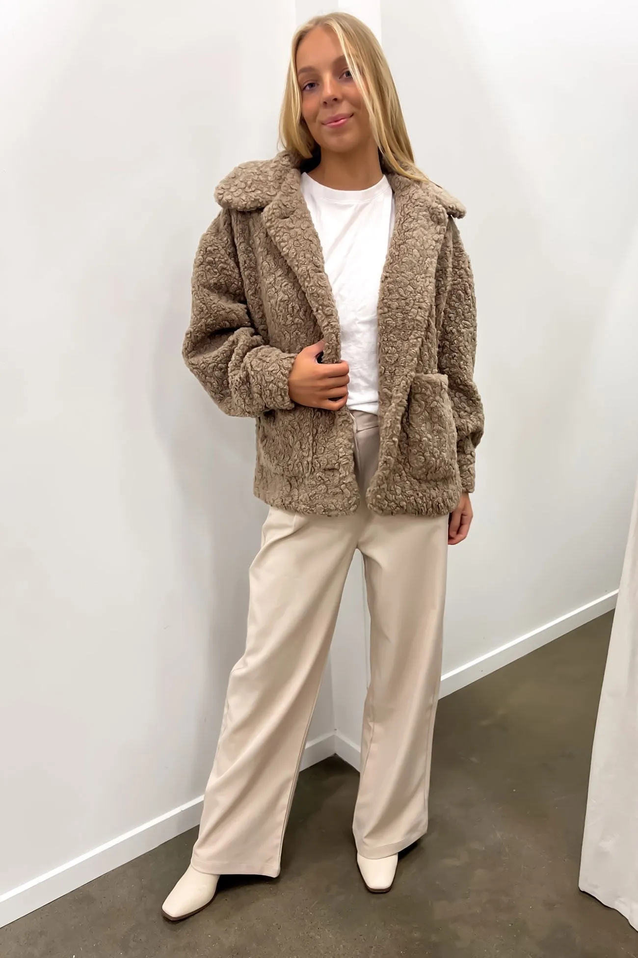 Andrew Teddy Jacket Mocha Winter Layering Piece Crisp Weather Fit