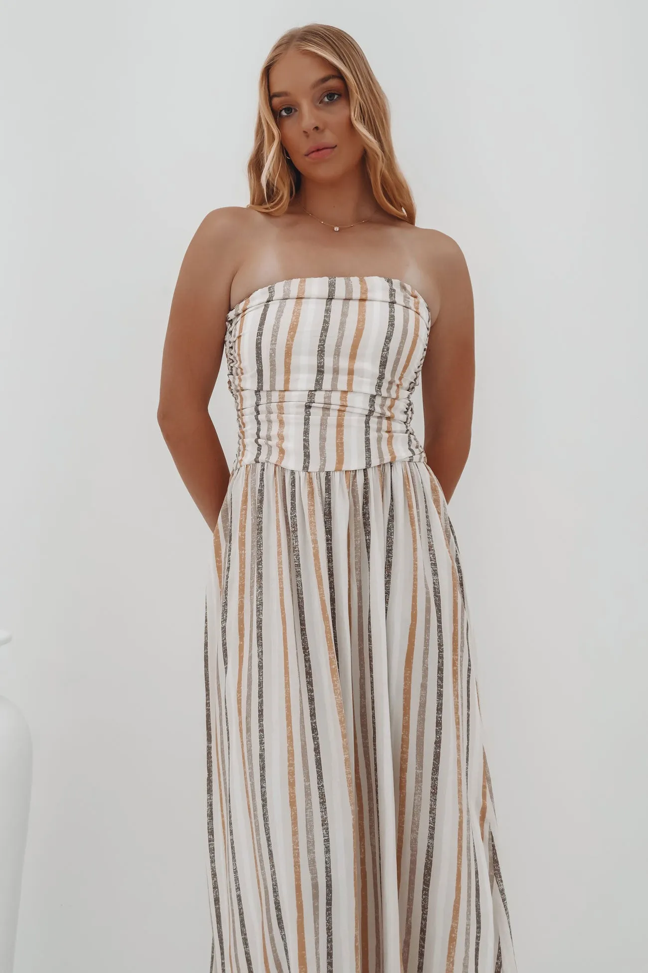 Astra Maxi Dress Beige Multi Feminine Design Trendy Piece