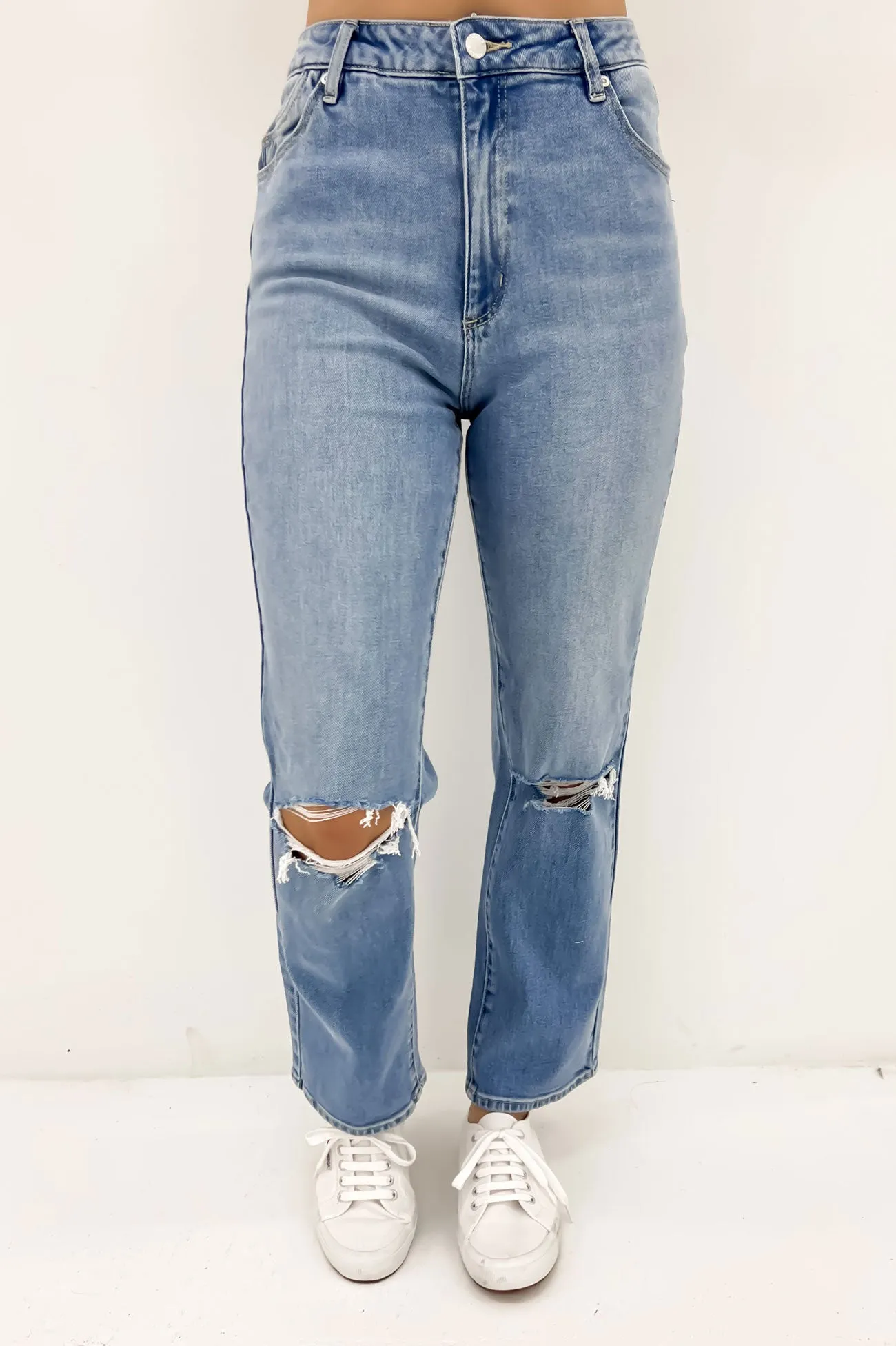 Original Straight Jean Mika Worn Minimal Look