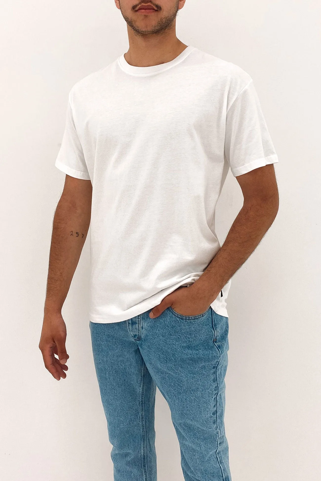 Oversized Tee White Soft Feel Cozy Style
