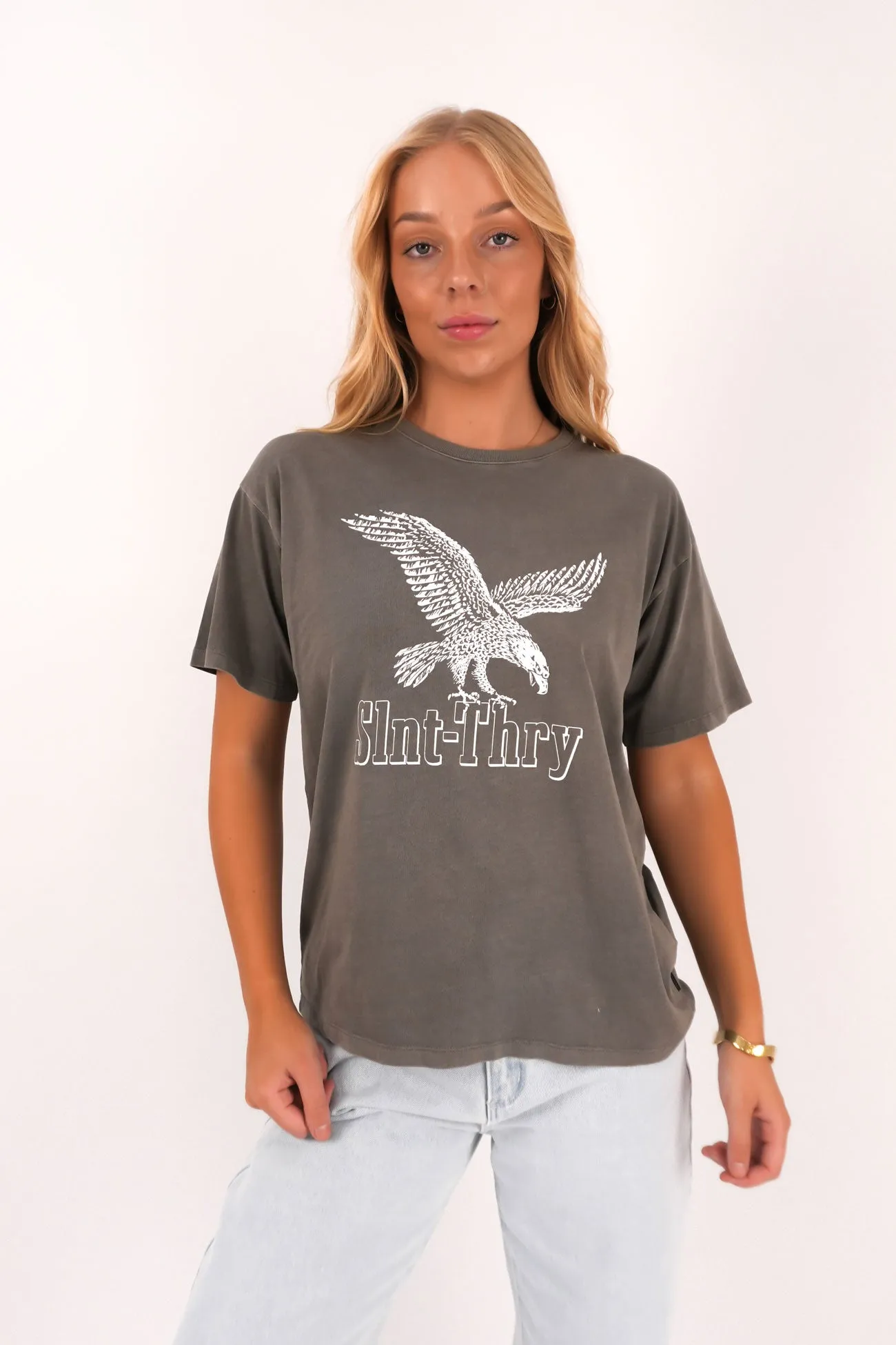 Yoga flexibility Non Restrictive Silhouette Overview Tee Coal
