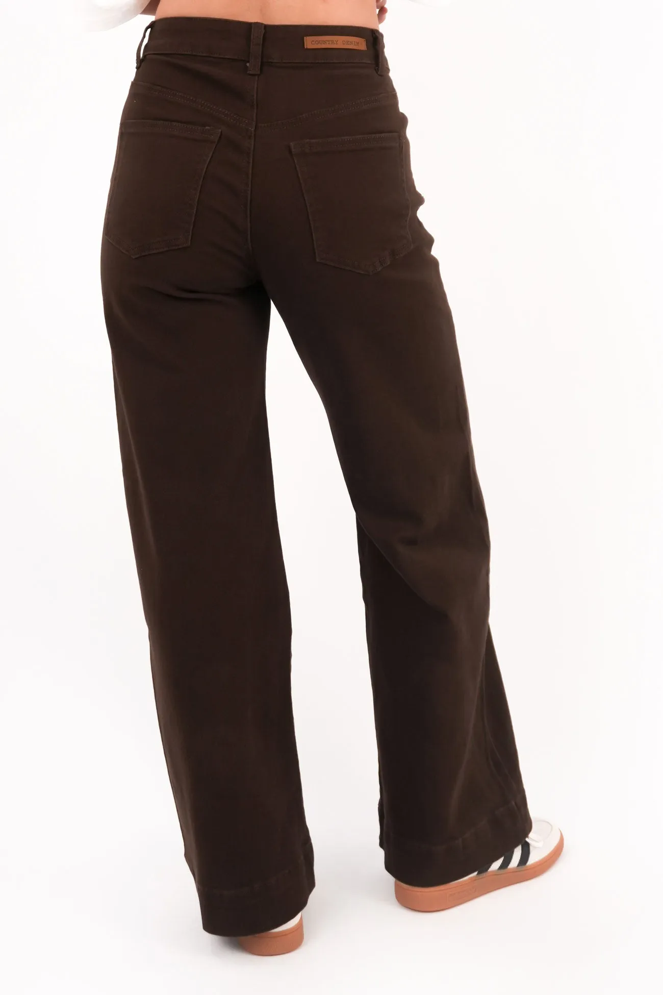 Owen Jean Chocolate Unisex Wear Classic Professional Wear Modern Weekend Style