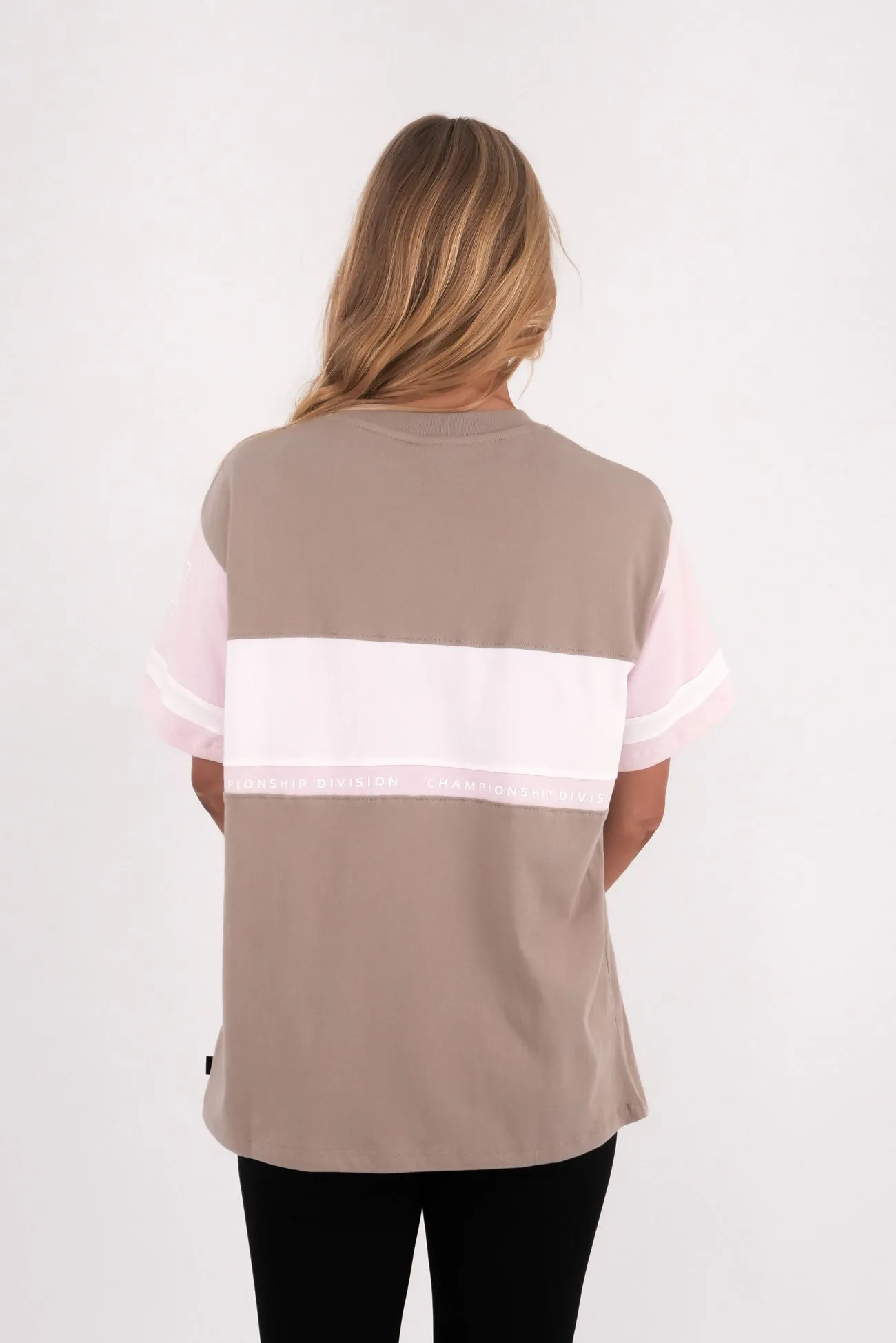 Outdoor Outfit Style Performance Relaxed Tee Stone
