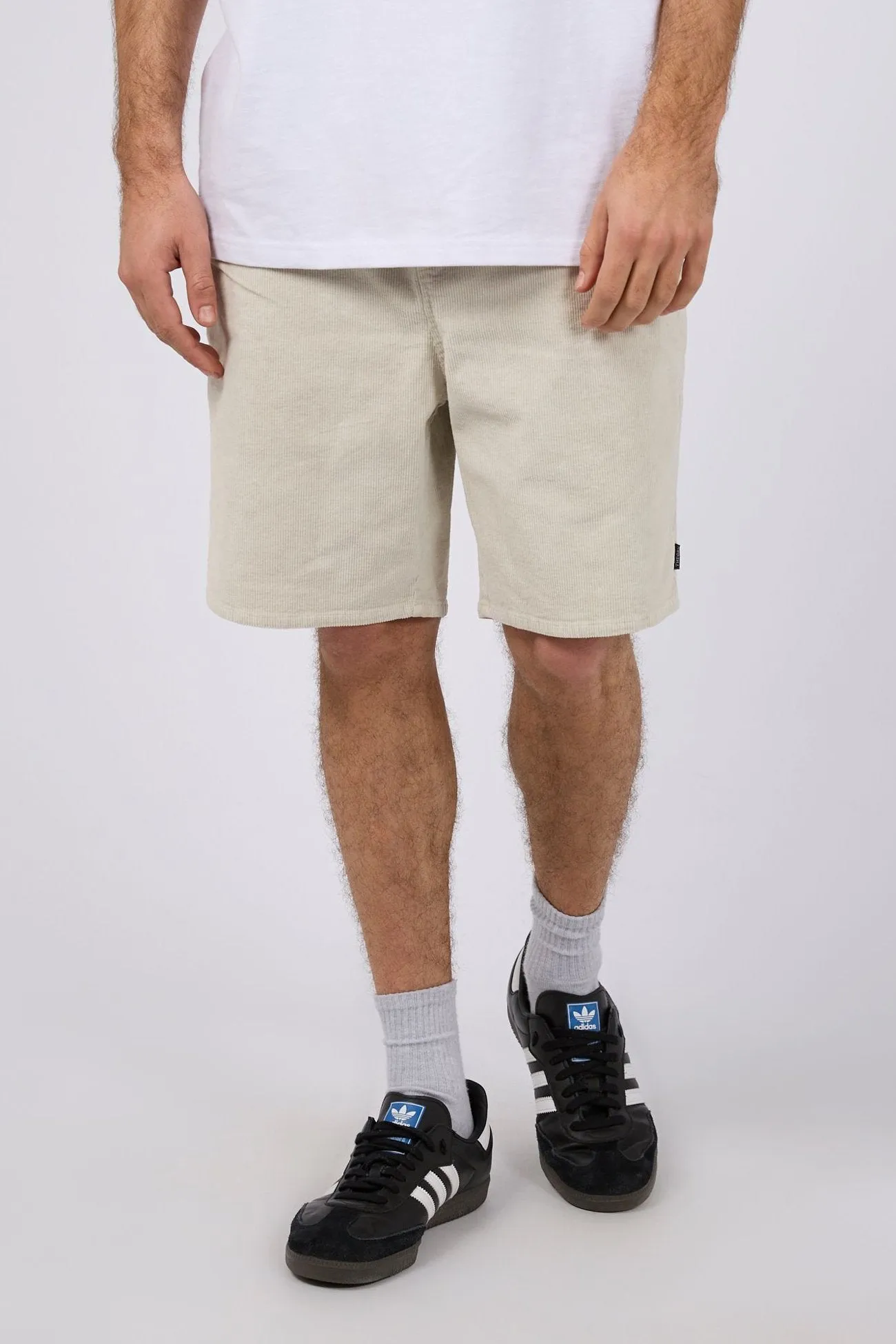 Travel Clothing Cord Short Chalk
