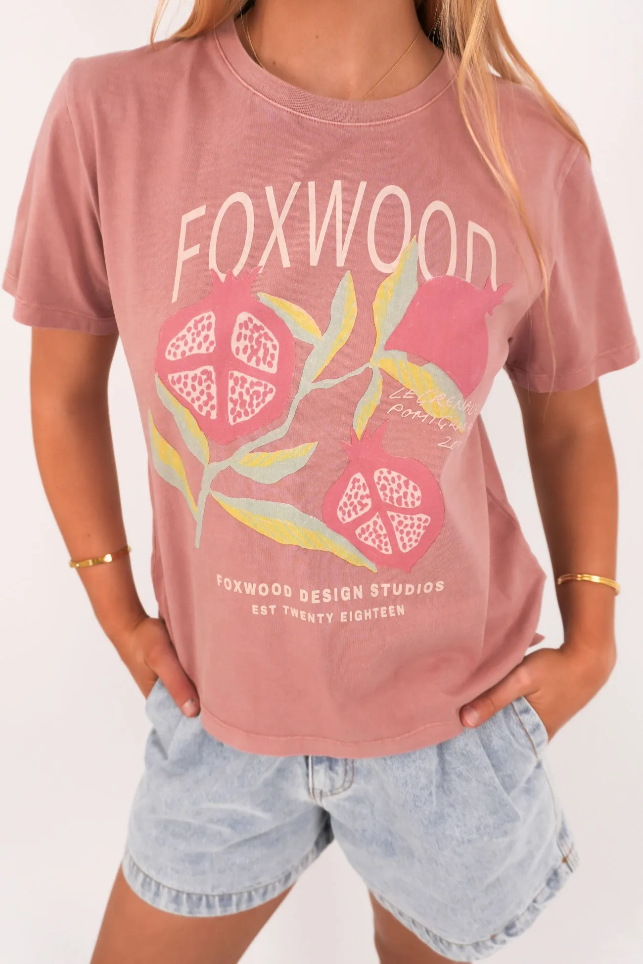 Heather Texture Finish Pomegranate Tee Ash Rose