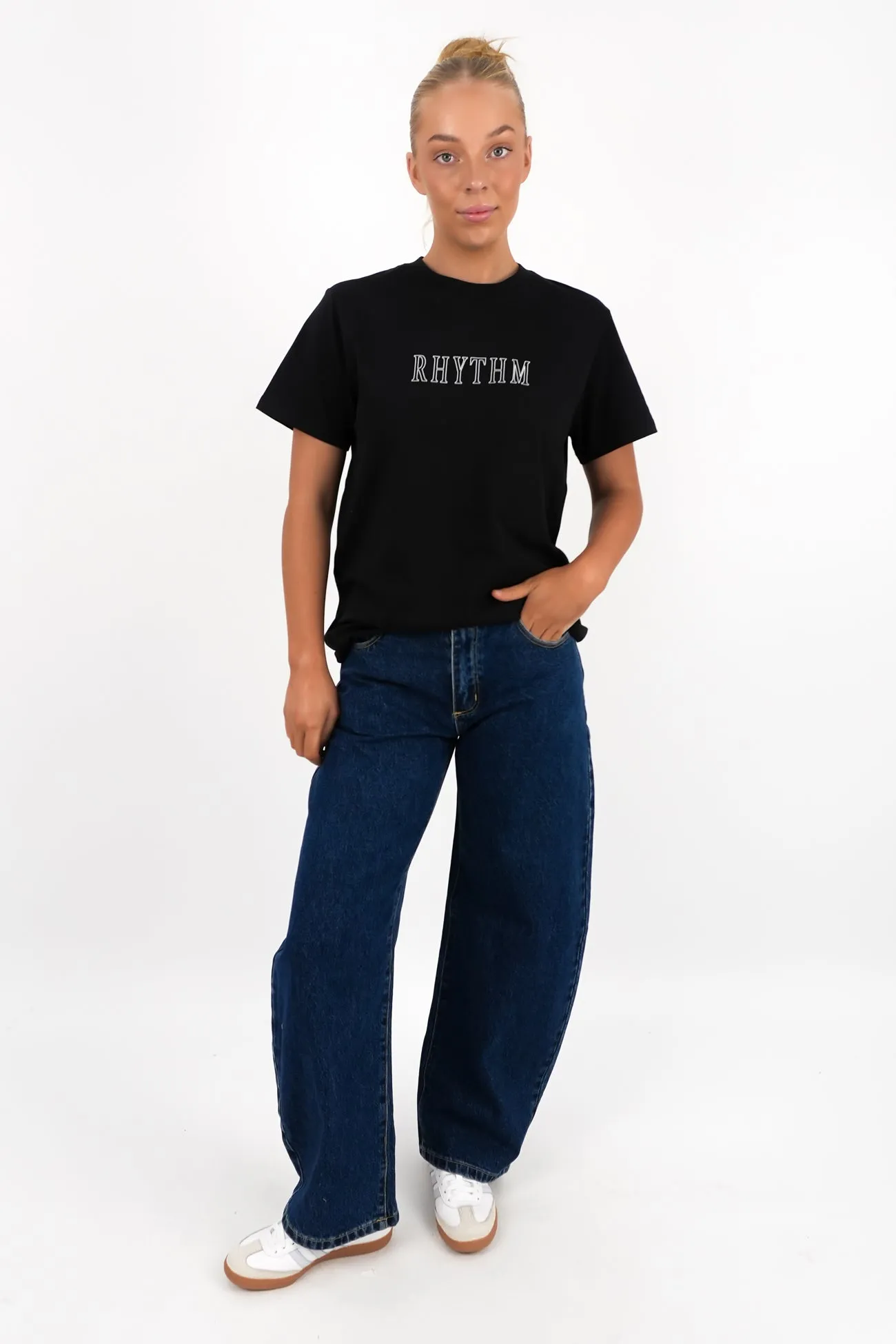 Flagship Boyfriend T-Shirt Black Fashionable Layer Casual and cool