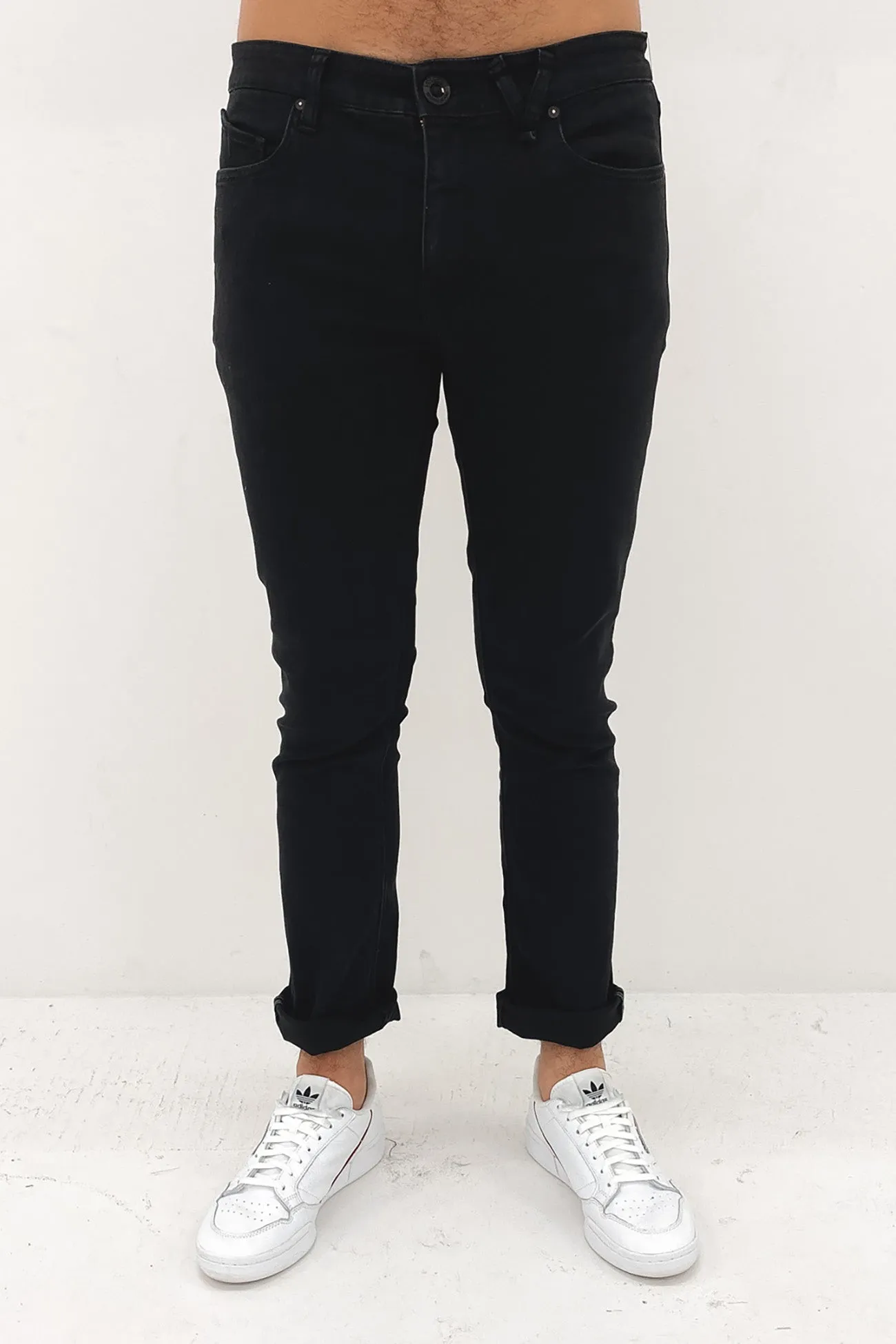 Vorta Slim Straight Jean Black Out Functional Outfit On The Go