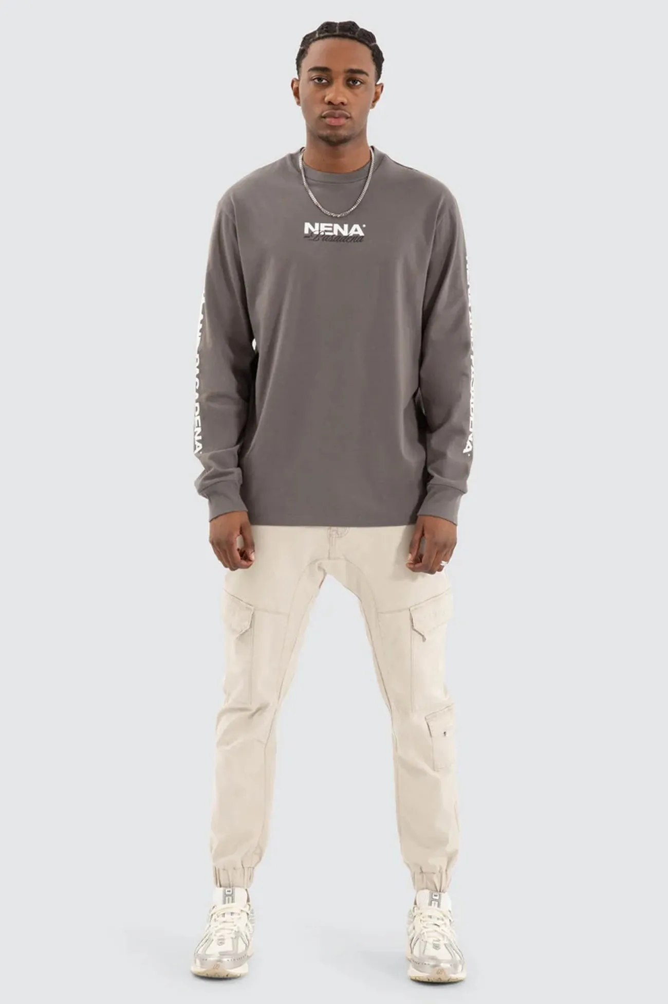 Winter - wear library Public Relaxed Long Sleeve Tee Charcoal