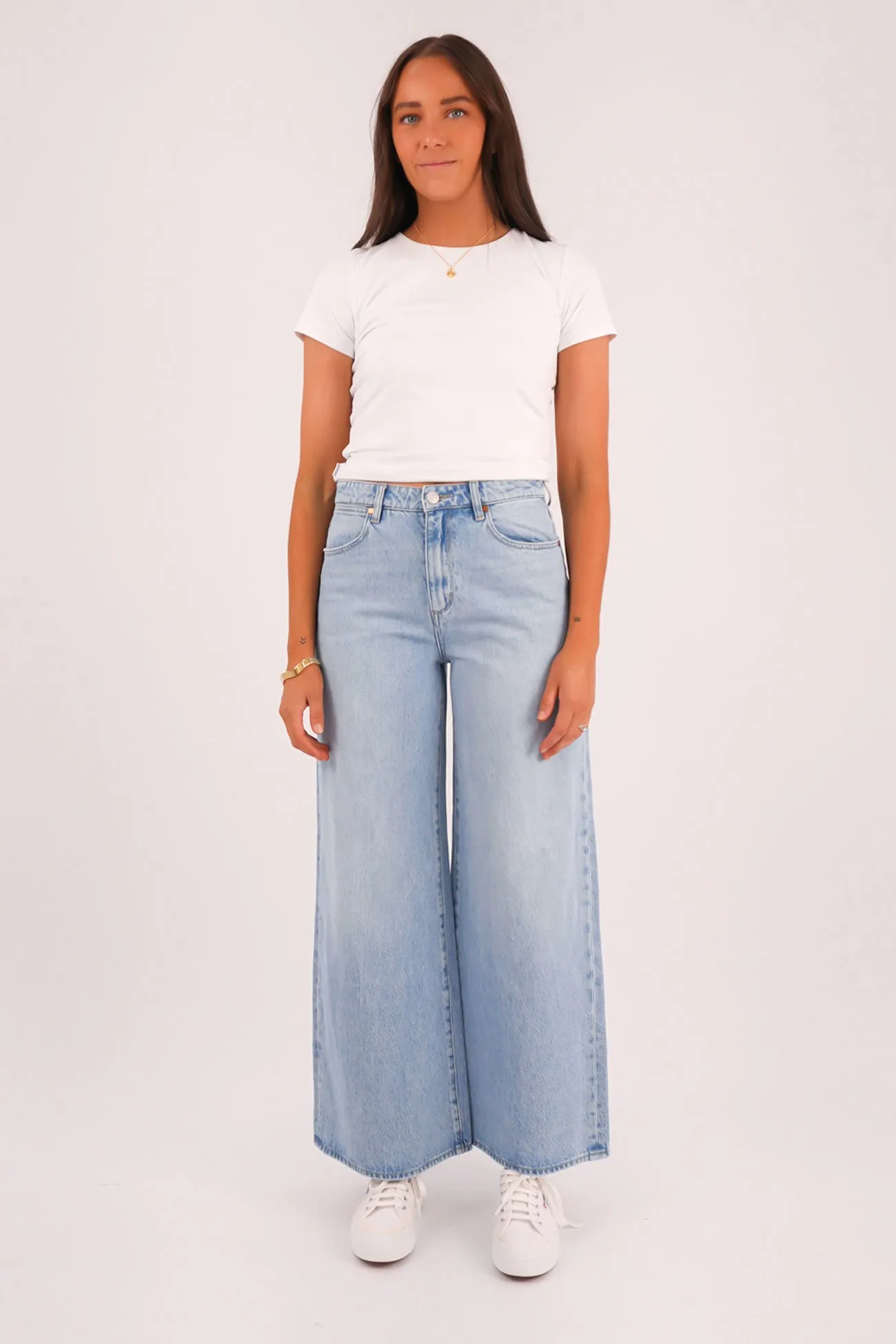 Mid Stevie Jean Set Time Blue Petite Daily Wear Summer Vibes Music Event Relaxed Style Smart Casual Minimalist Style