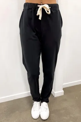 Low Maintenance Smart Casual Monday Pant Black