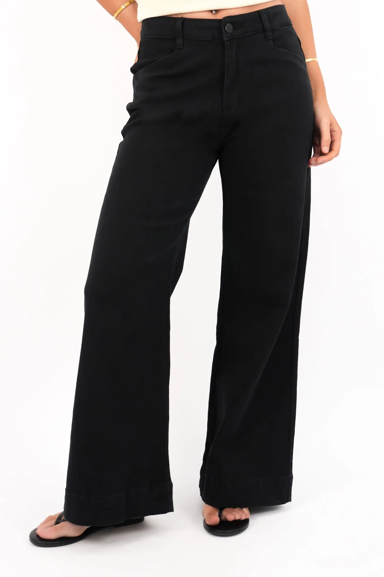 Outfit Vibe Functional Style Owen Jean Black