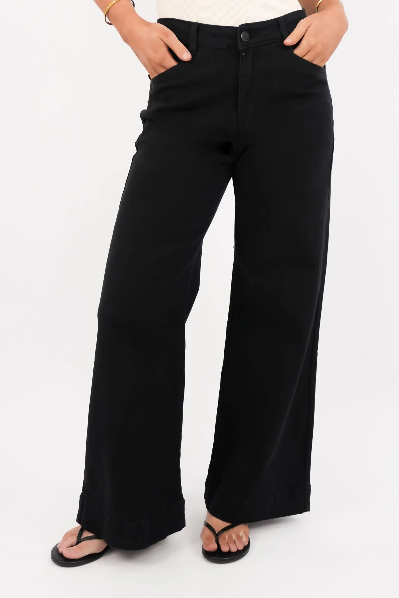 Owen Jean Black Festival Outfit Affordable Sunny Vibes