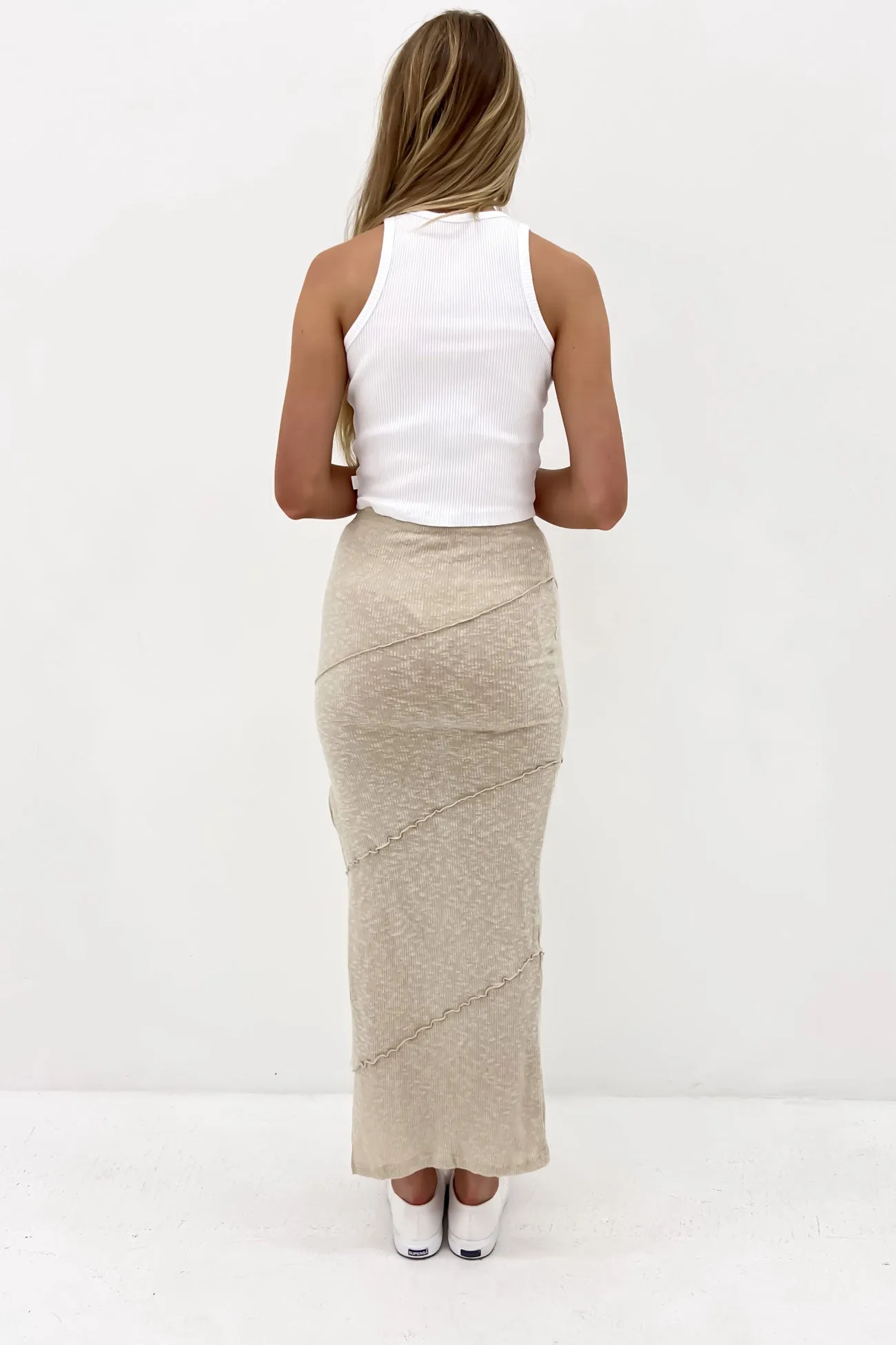 Quinlan Midi Skirt Beige Oversized style