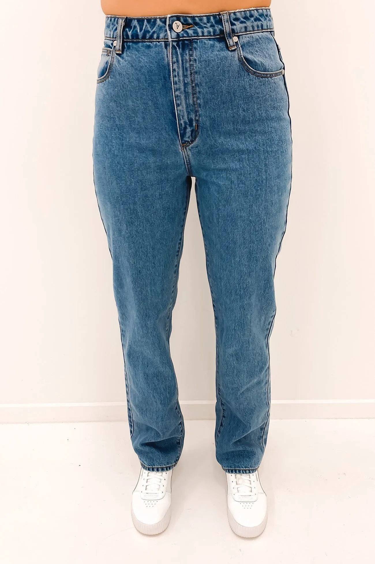 Traveler Gear Stretch Creative Look Weekend Style Stretch Bold Look A 94 High Straight Jean Georgia