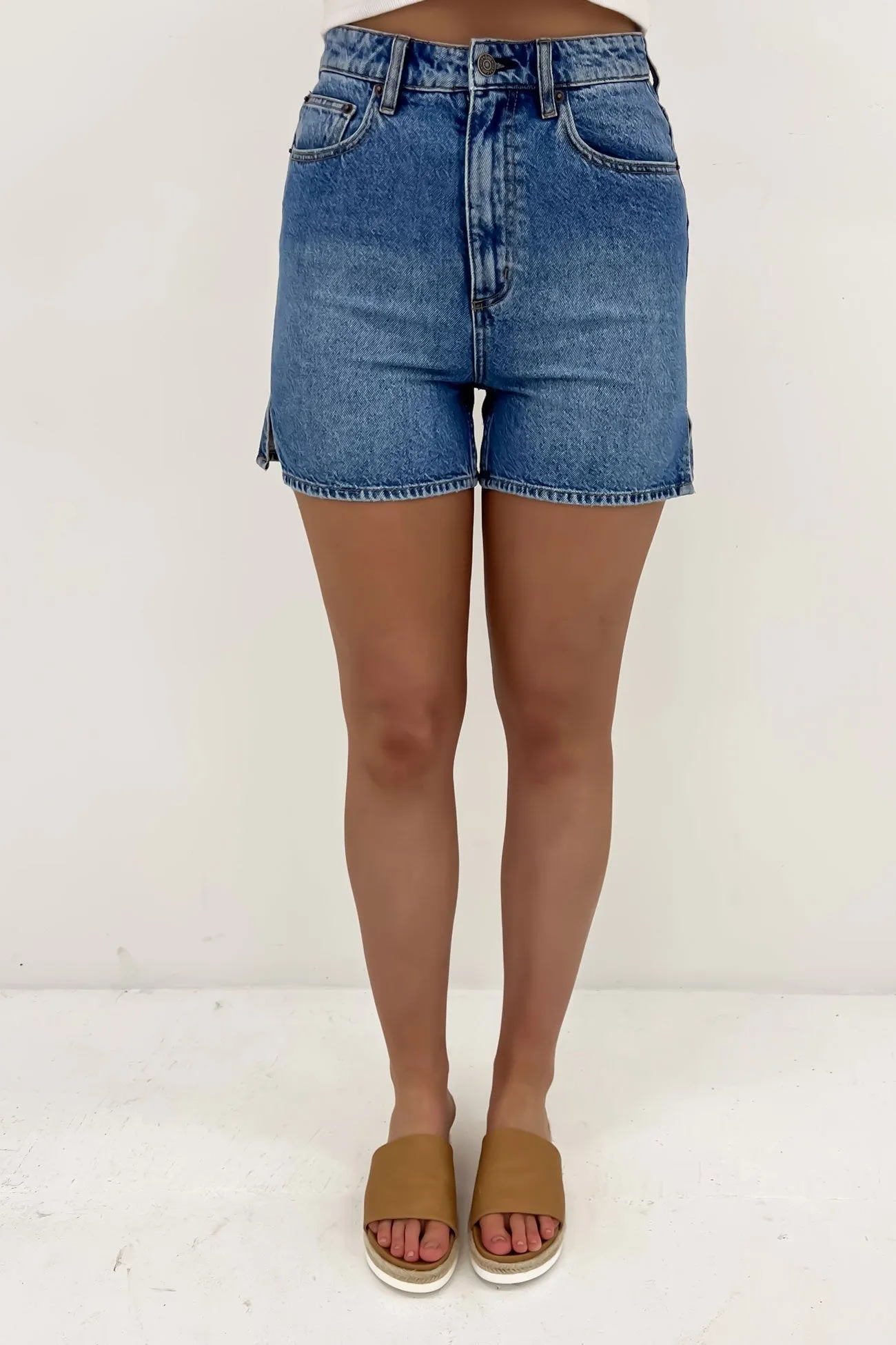 High Moms Short Harlem Fade fade resistant color