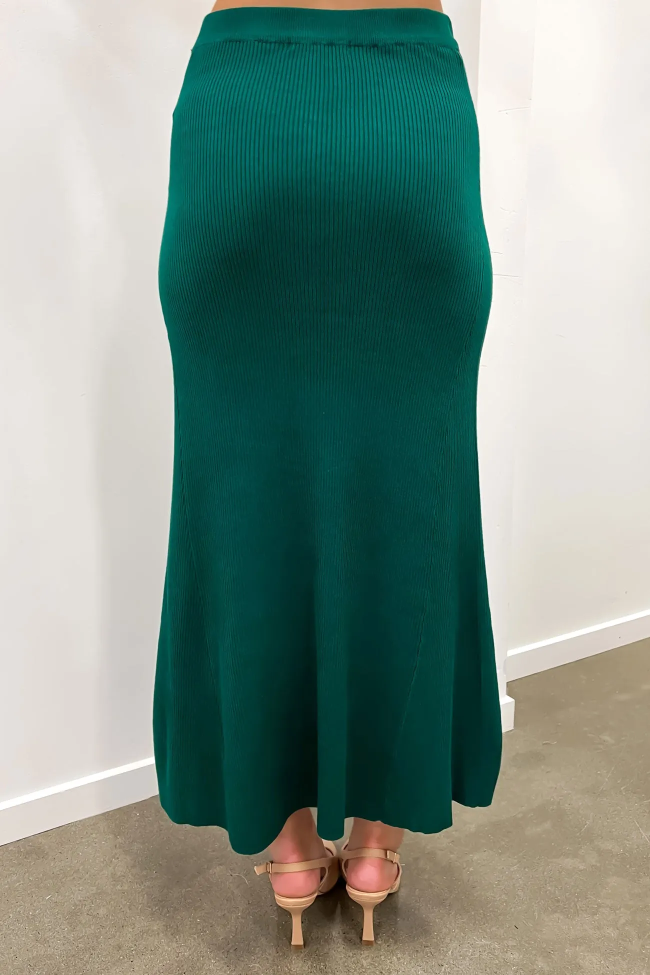 Karina Knit Skirt Emerald Minimal Vibe Simple Comfort