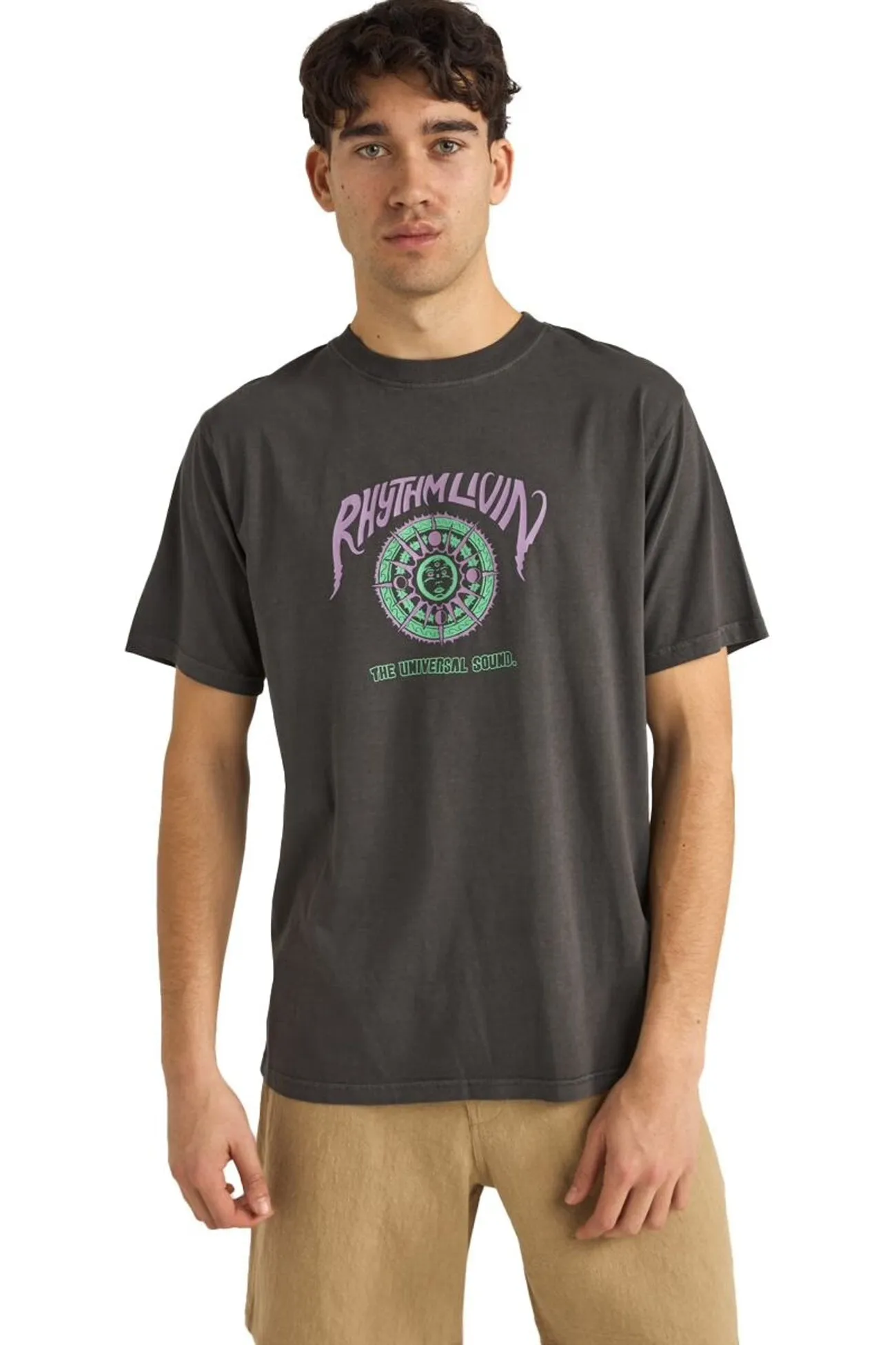 Universal Sound Vintage Short Sleeve T-Shirt Vintage Black Bold Style