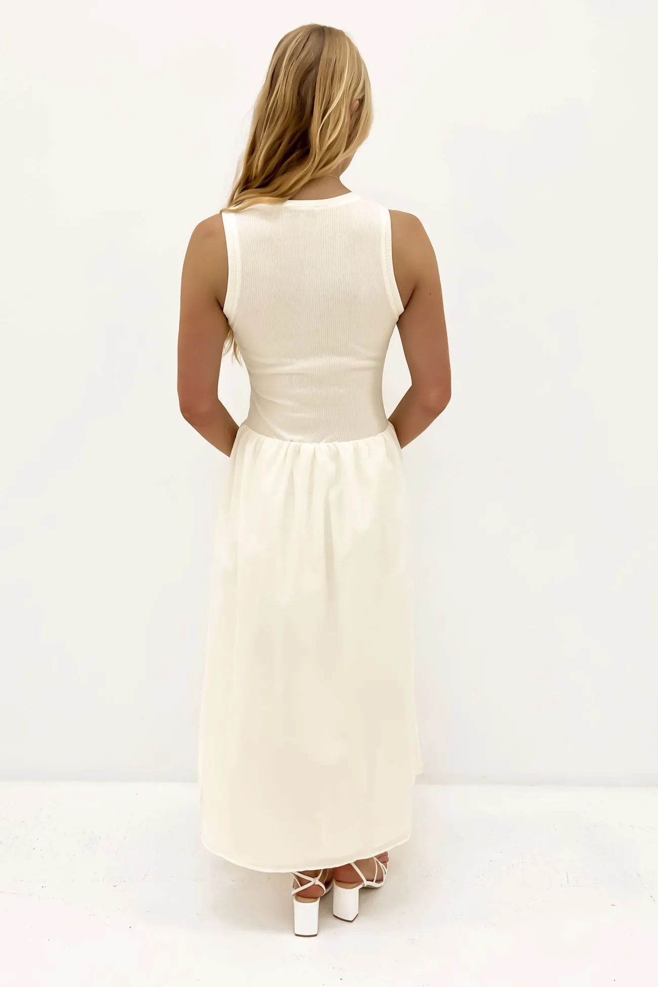 Kiho Maxi Dress Cream Casual Essential Comfy and Elegant