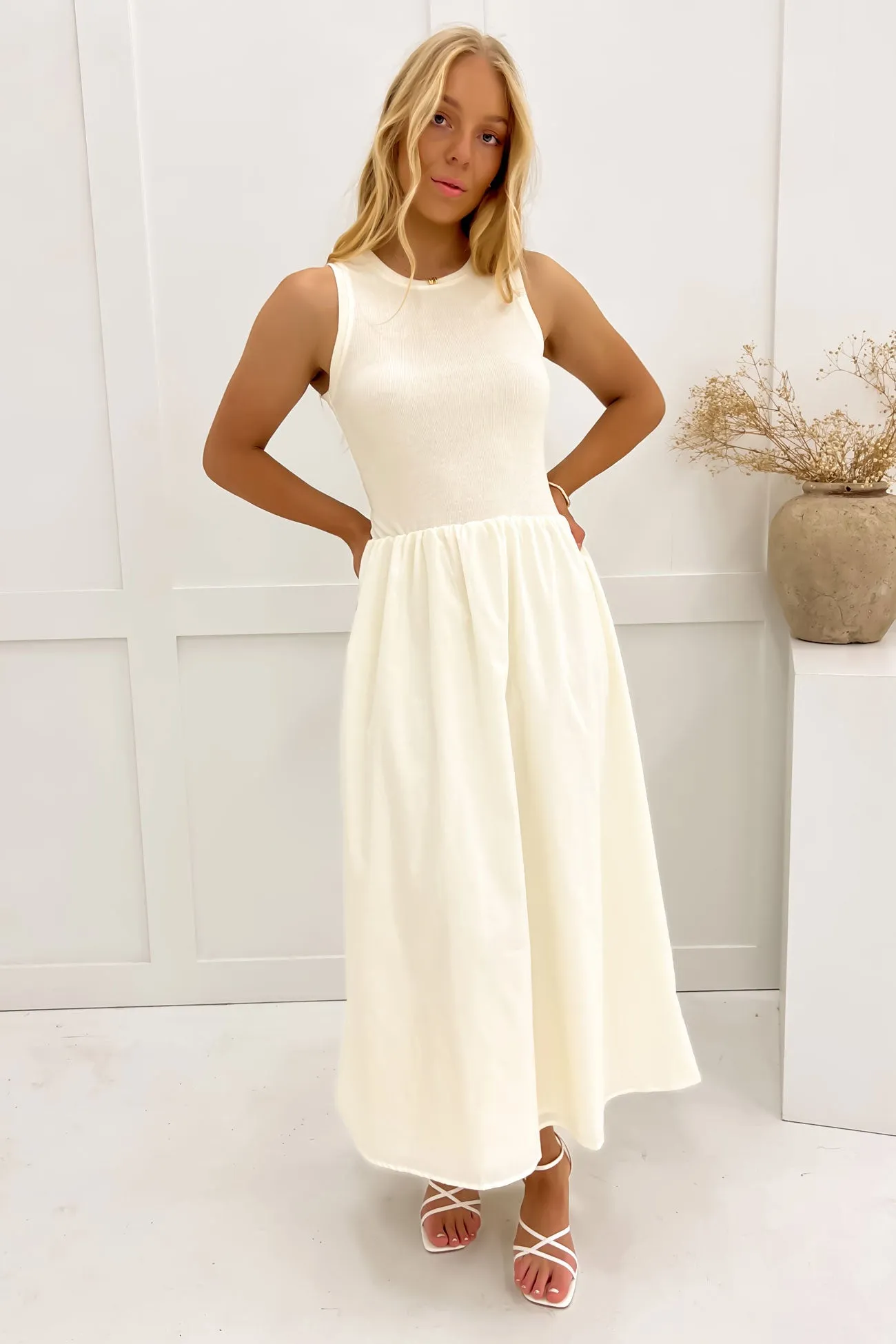 Vacation Outfit Texture Play Kiho Maxi Dress Cream