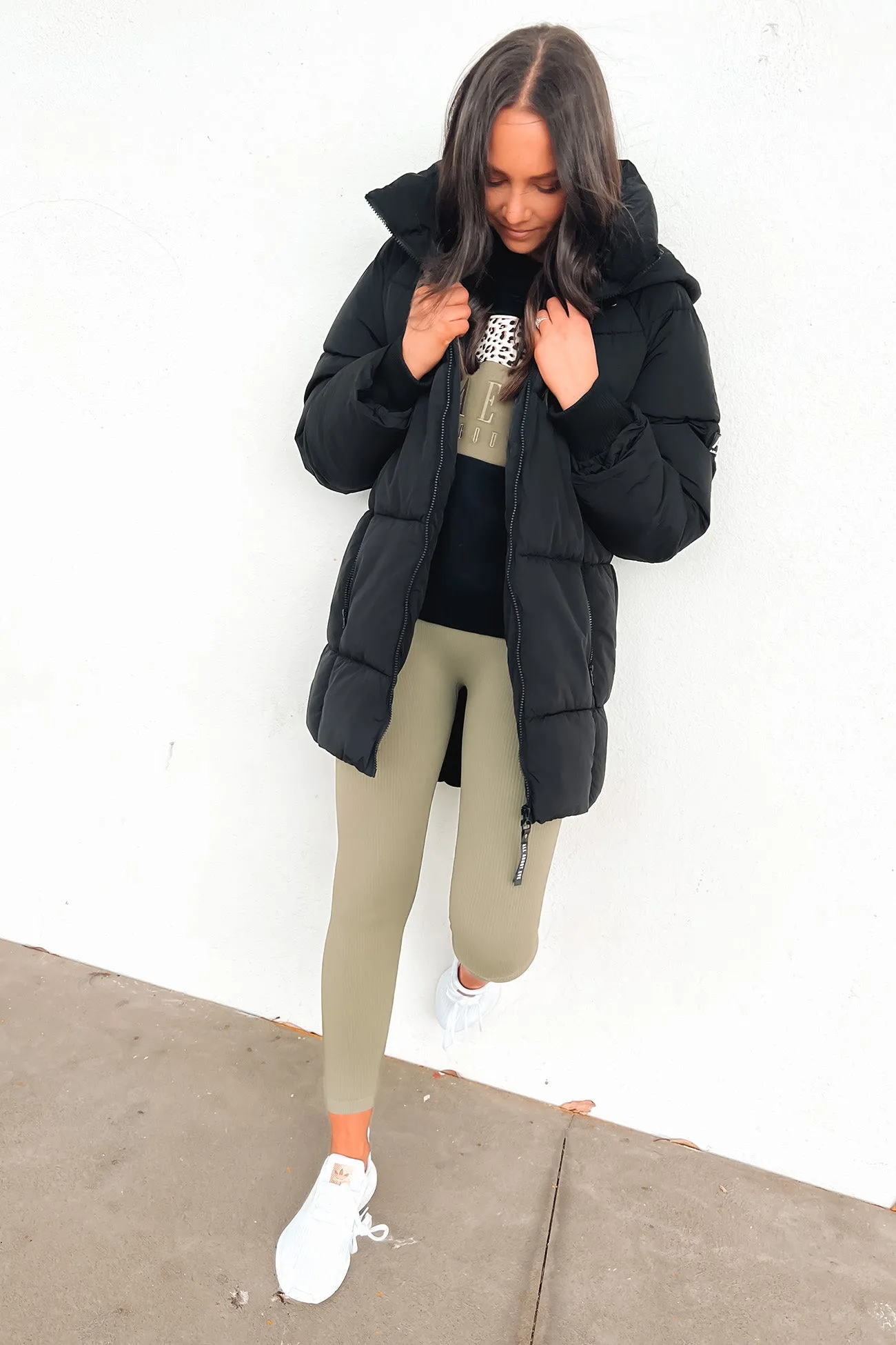 Fashion Forward Layer clean design Remi Luxe Midi Puffer Black