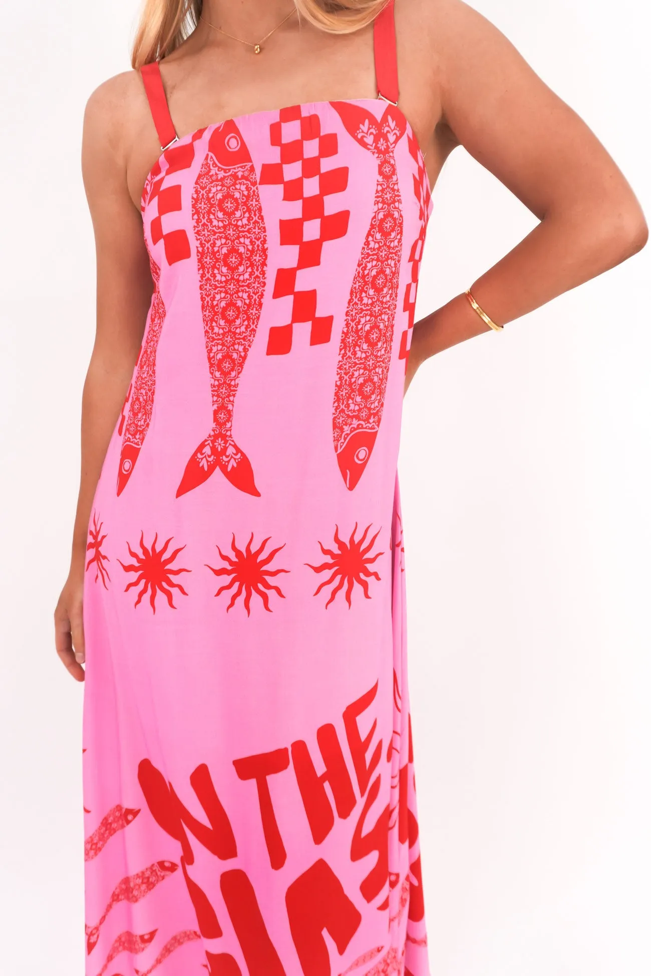 Subtle Glam Country View Rita Midi Dress On The Coast